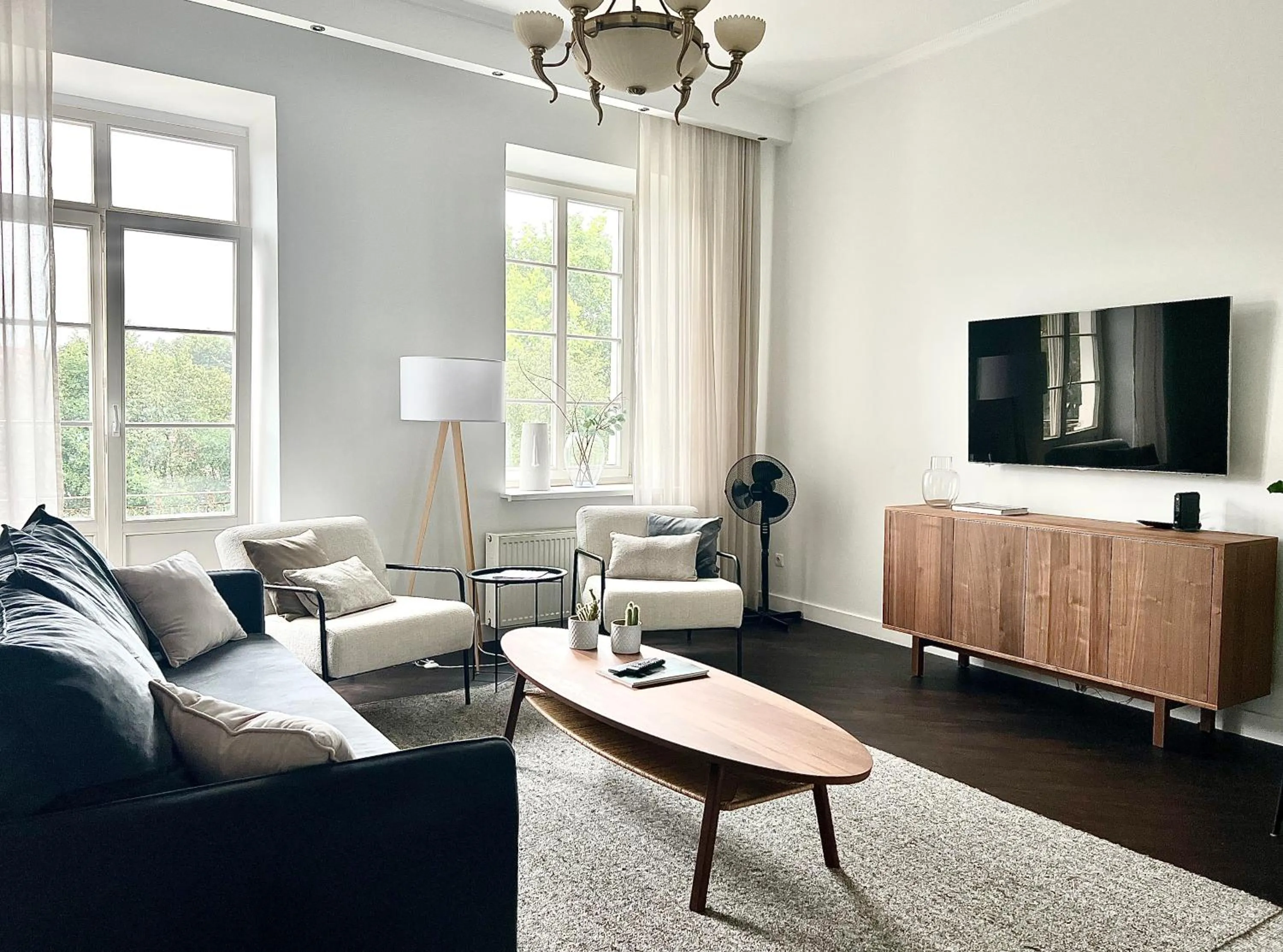 TV and multimedia in Vilnius Apartments & Suites – Old Town