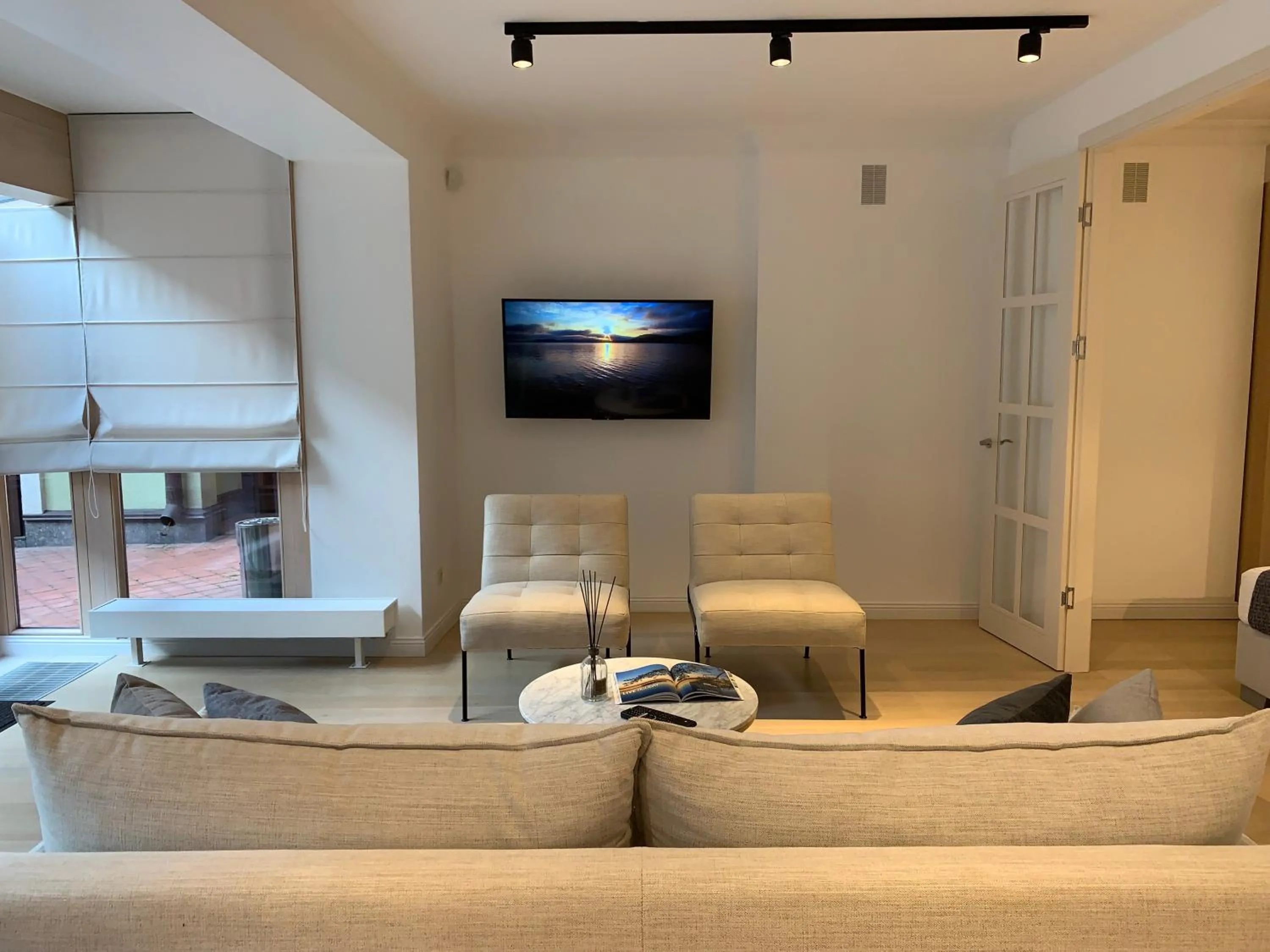 TV and multimedia in Vilnius Apartments & Suites – Old Town