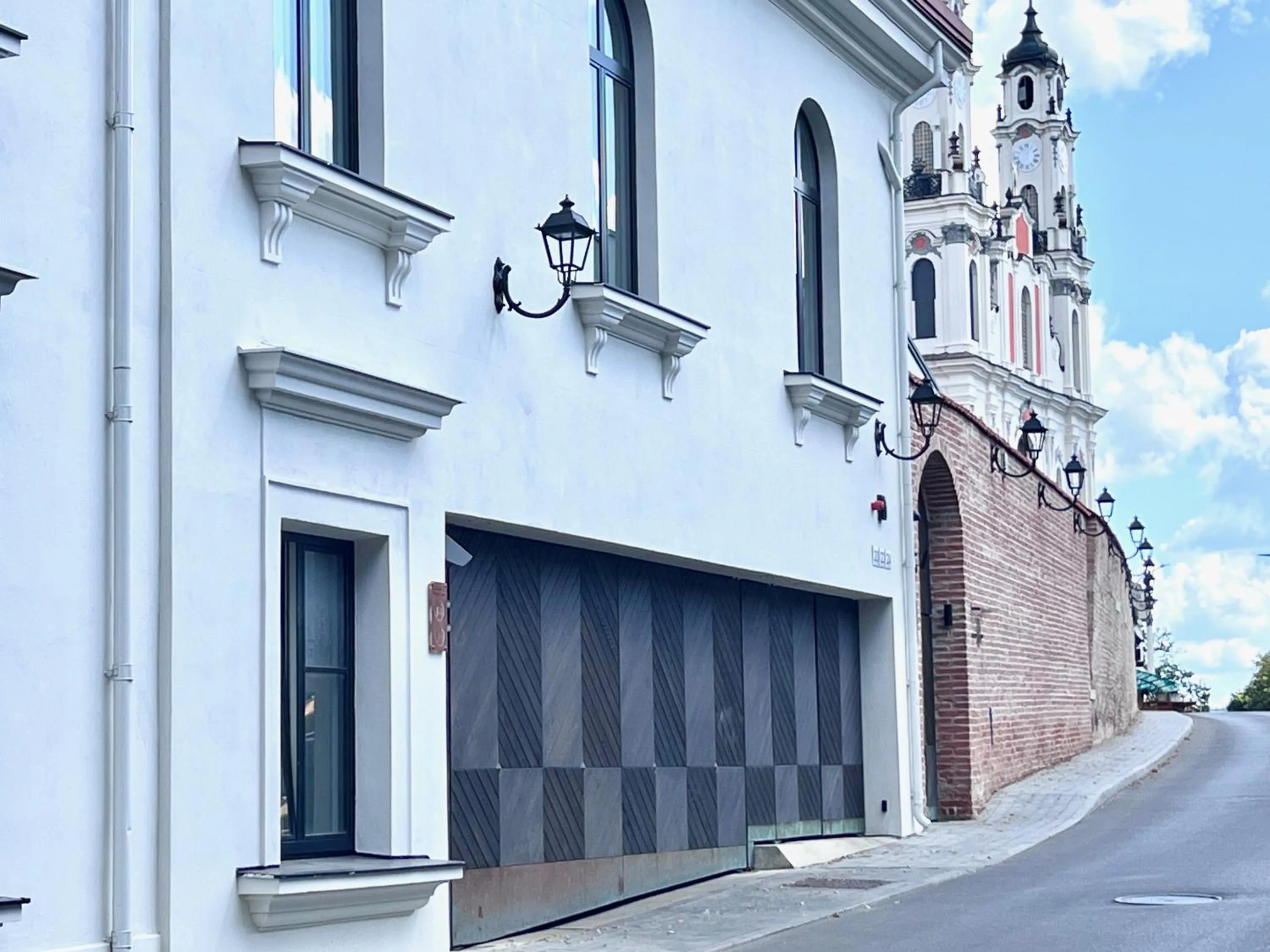 Street view in Vilnius Apartments & Suites – Old Town