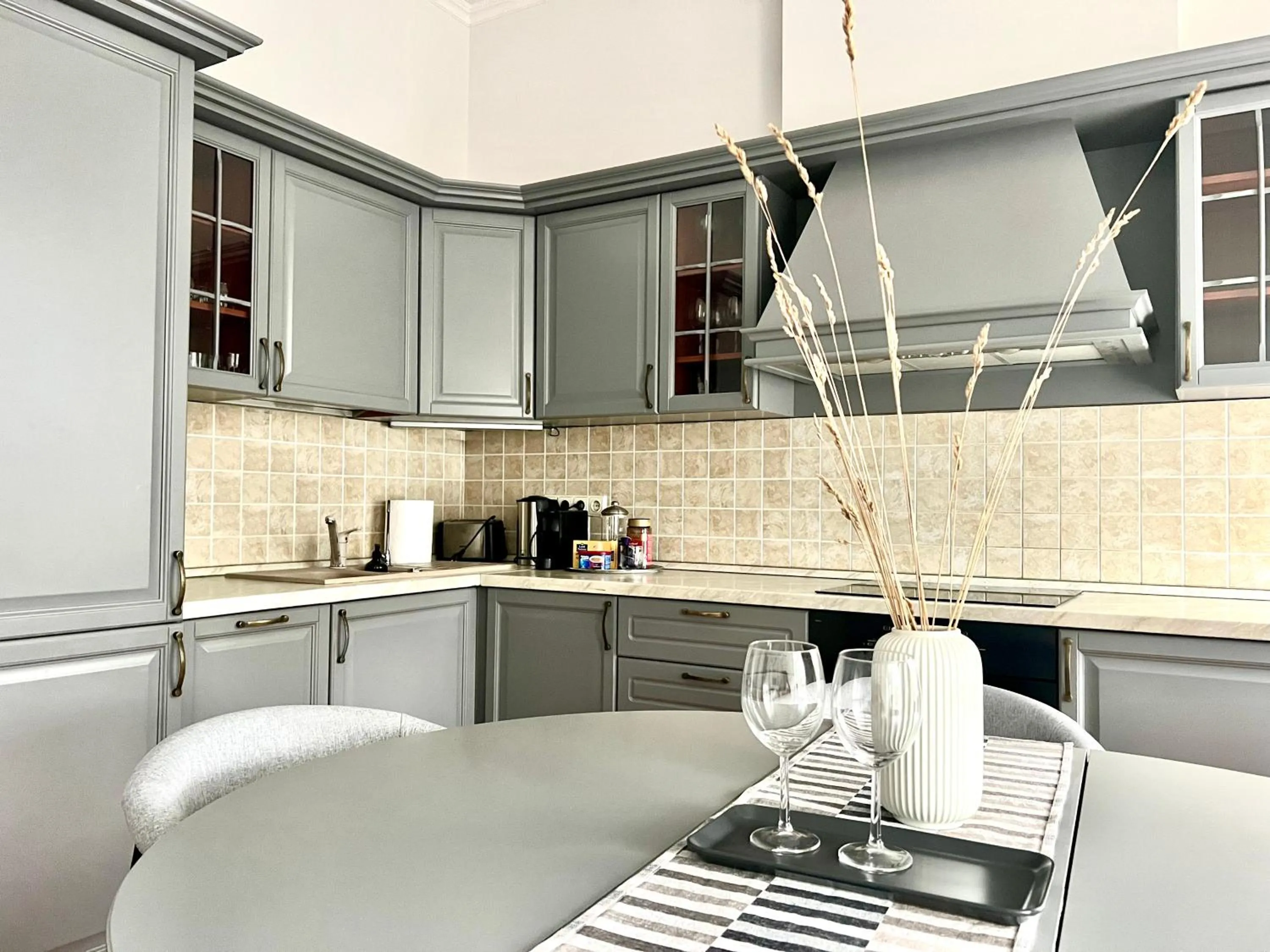 Kitchen or kitchenette in Vilnius Apartments & Suites – Old Town