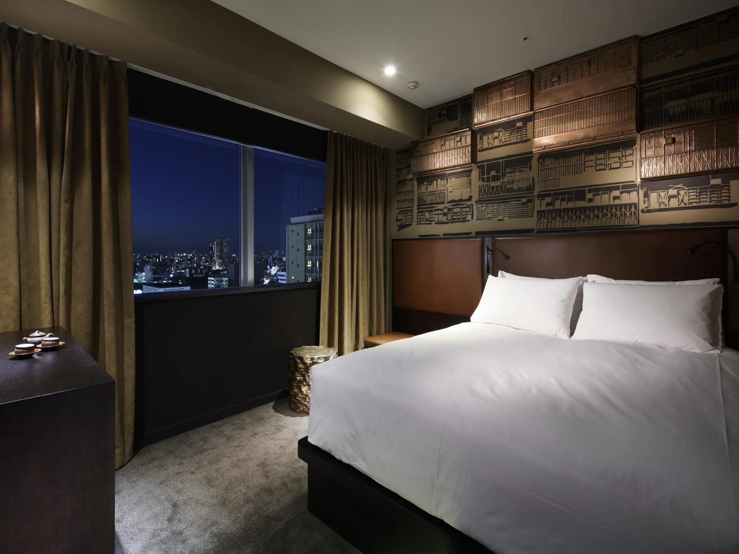 Photo of the whole room, Bed in Shinjuku Granbell Hotel