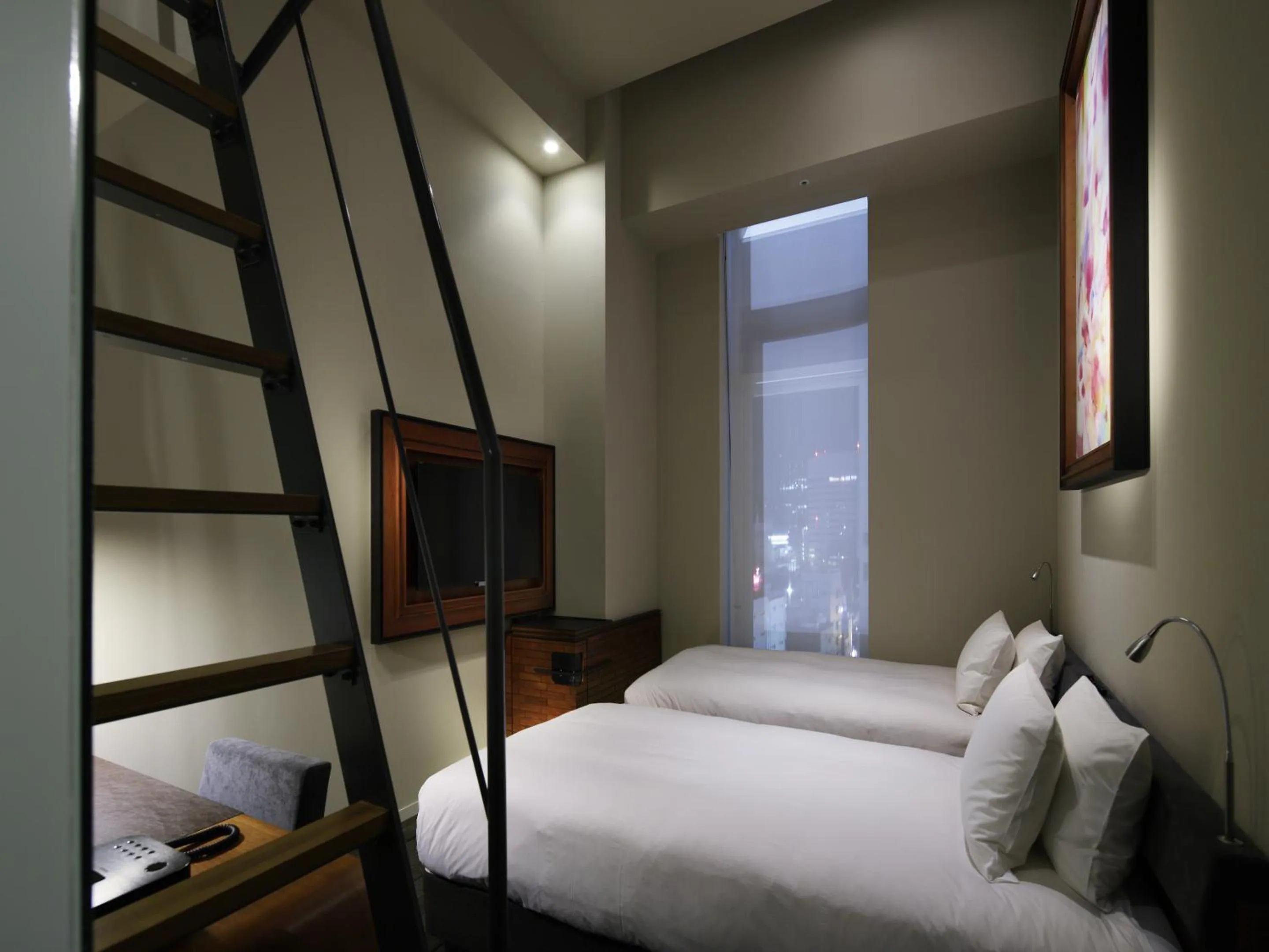 Photo of the whole room, Bed in Shinjuku Granbell Hotel