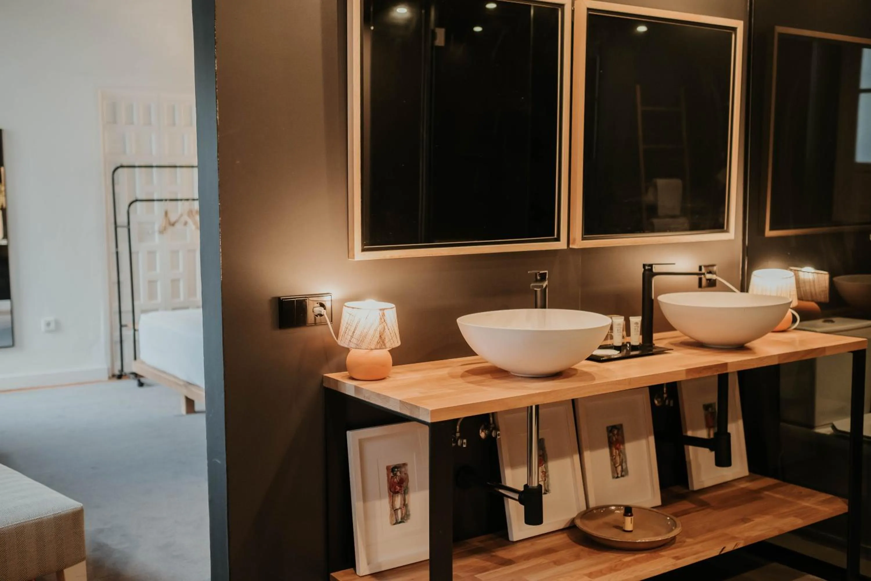 Bathroom, Bed in MDD4 Health Experience Hotel - Adults Only