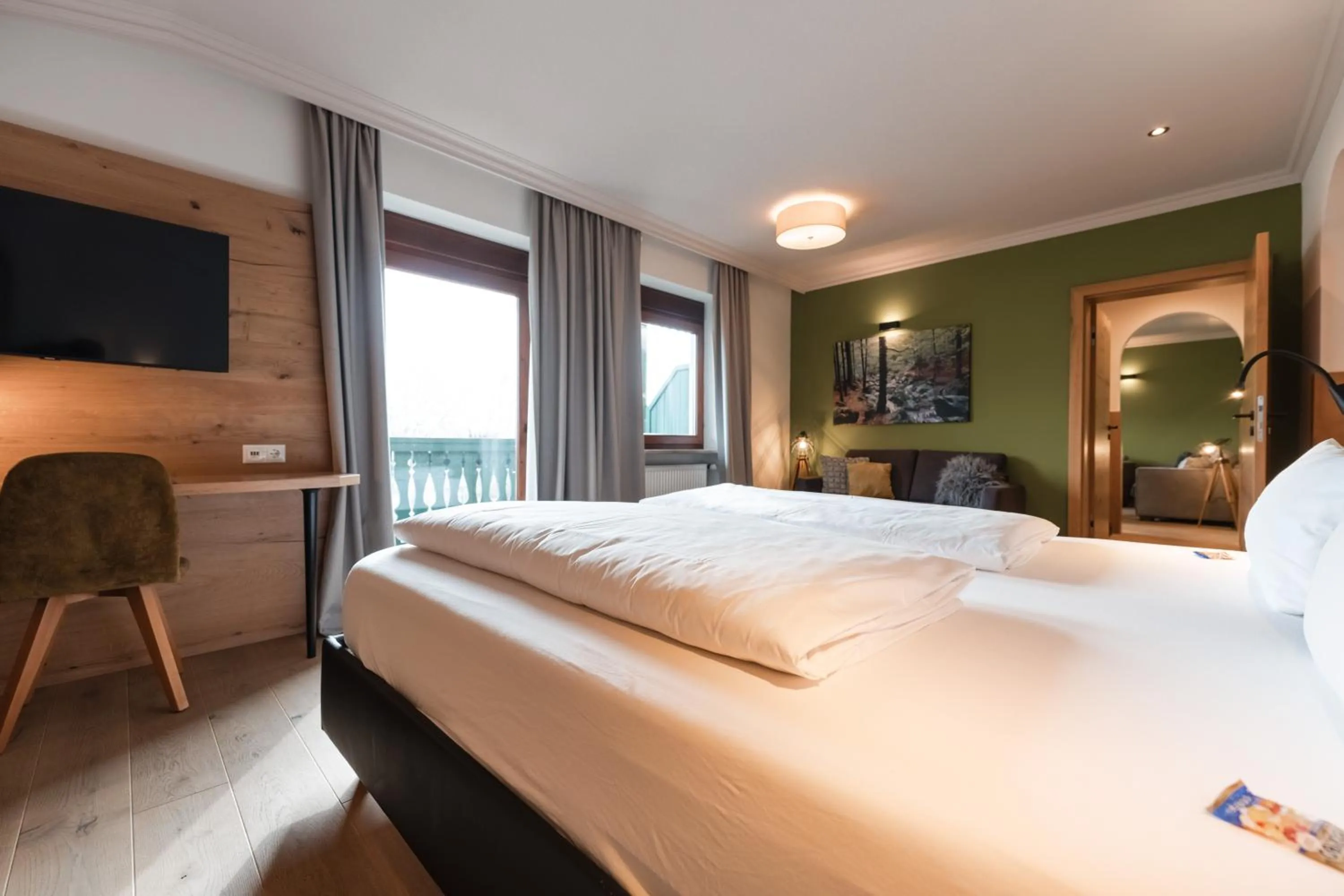 Photo of the whole room, Bed in Posthotel Rattenberg