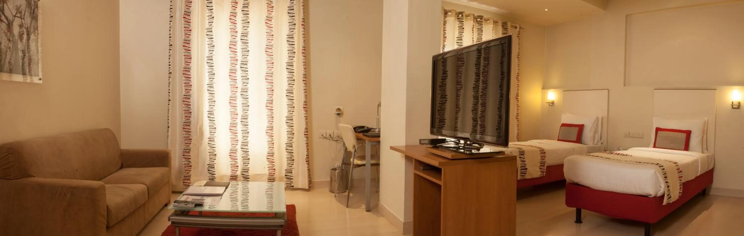 Coffee/tea facilities, Bed in Avalon Courtyard Residence Suites