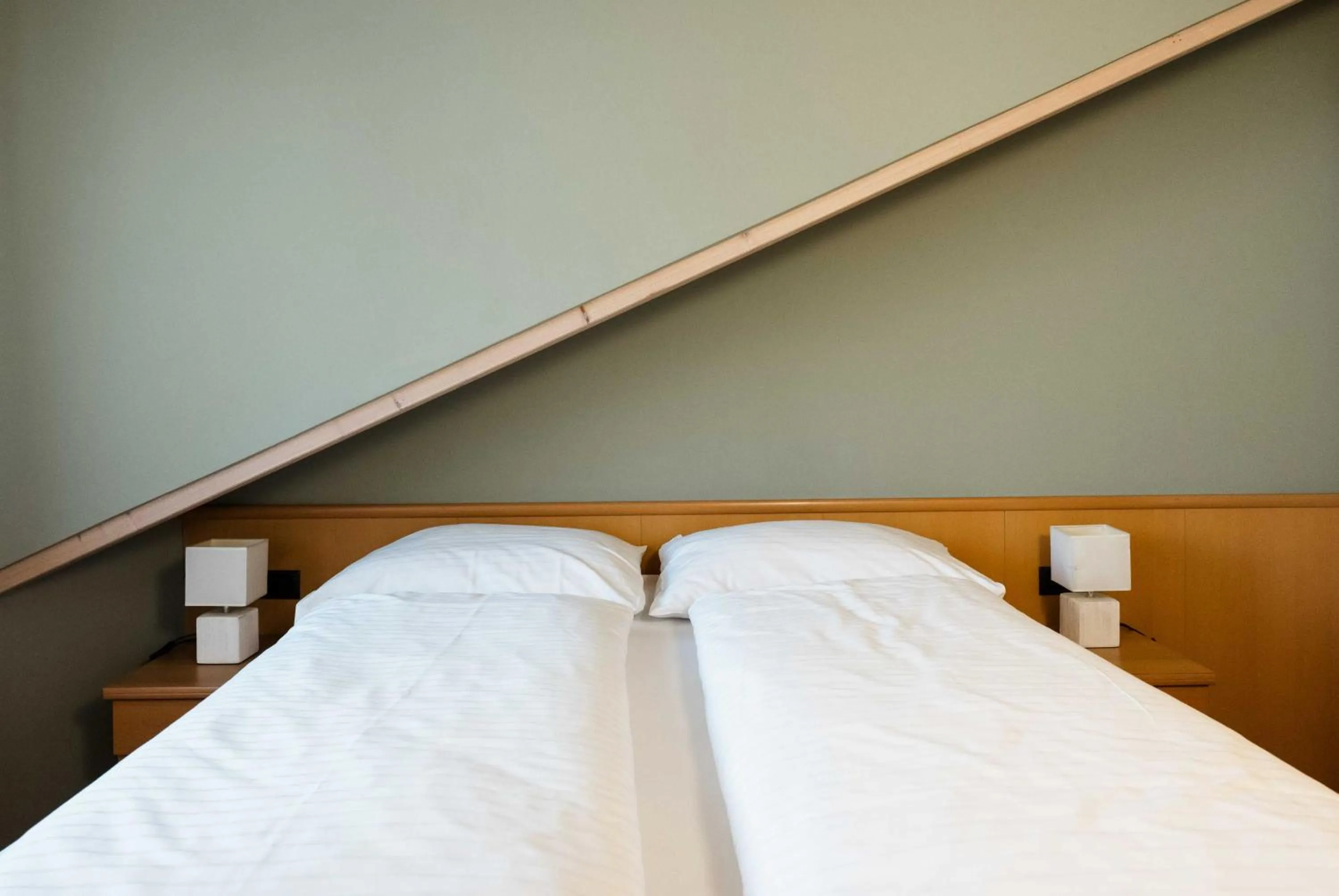 Bedroom, Bed in Residence Isarcus