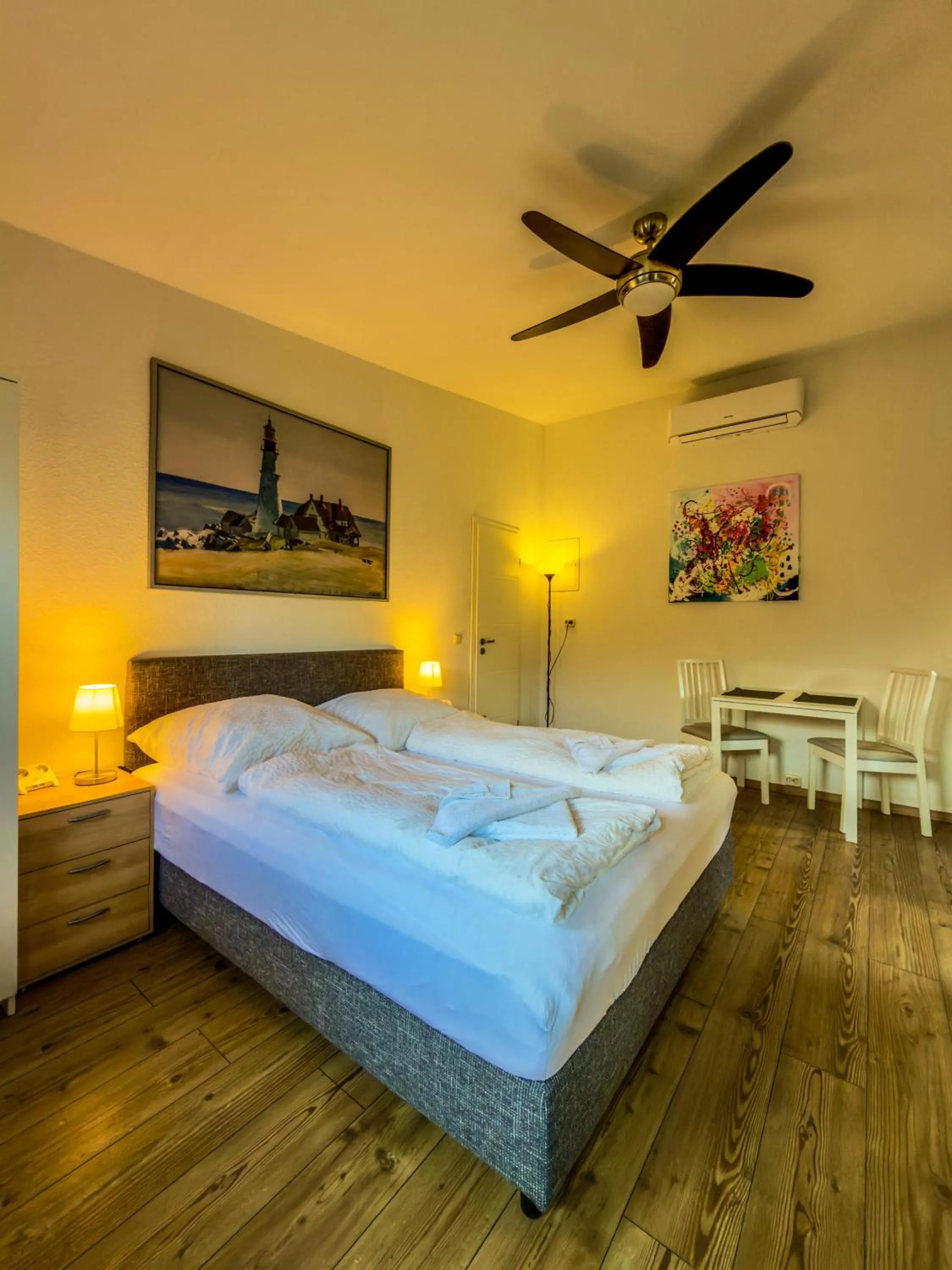 Photo of the whole room, Bed in Appartement Vermietung Brunner