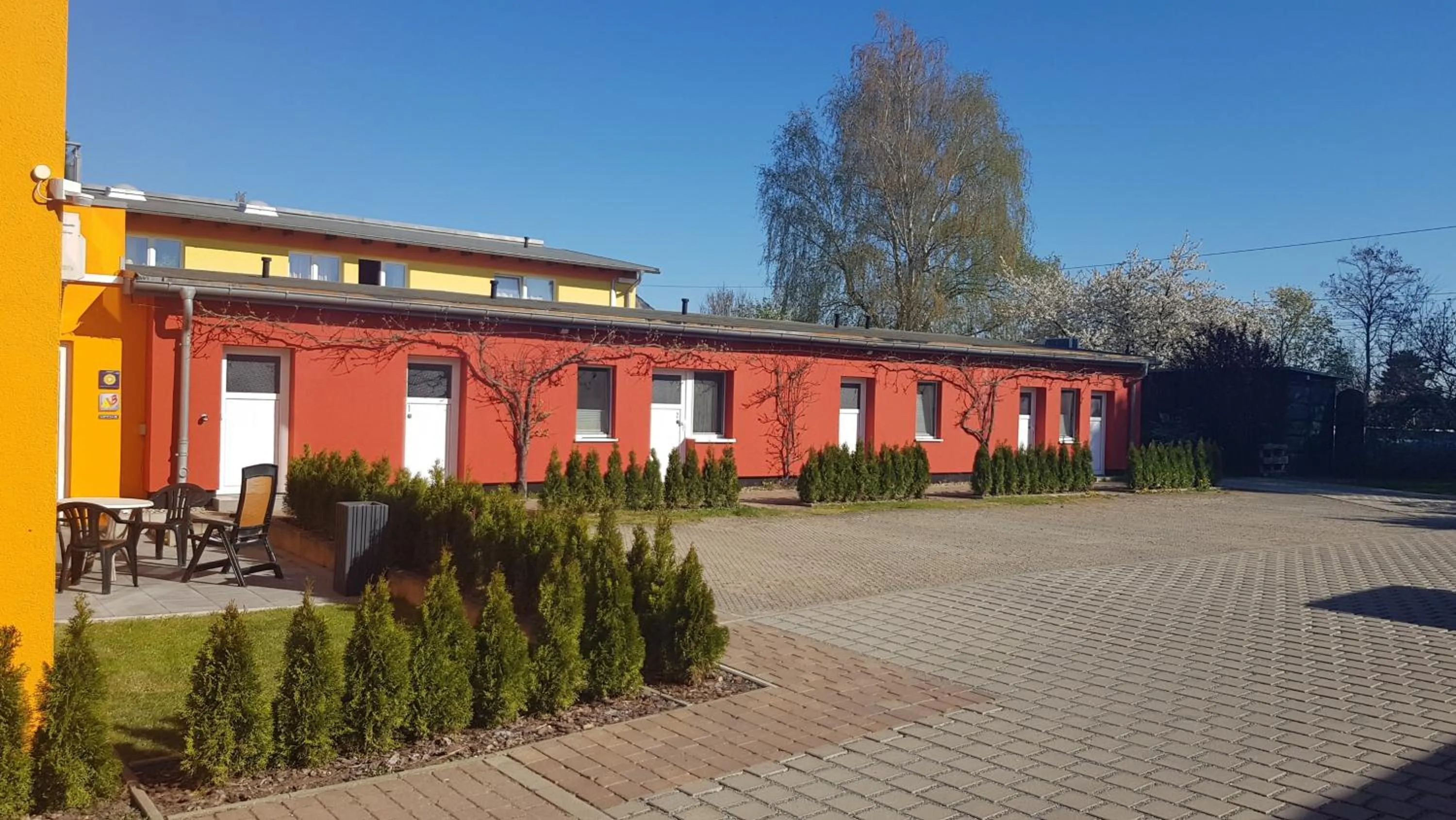 Property building in Appartement Vermietung Brunner