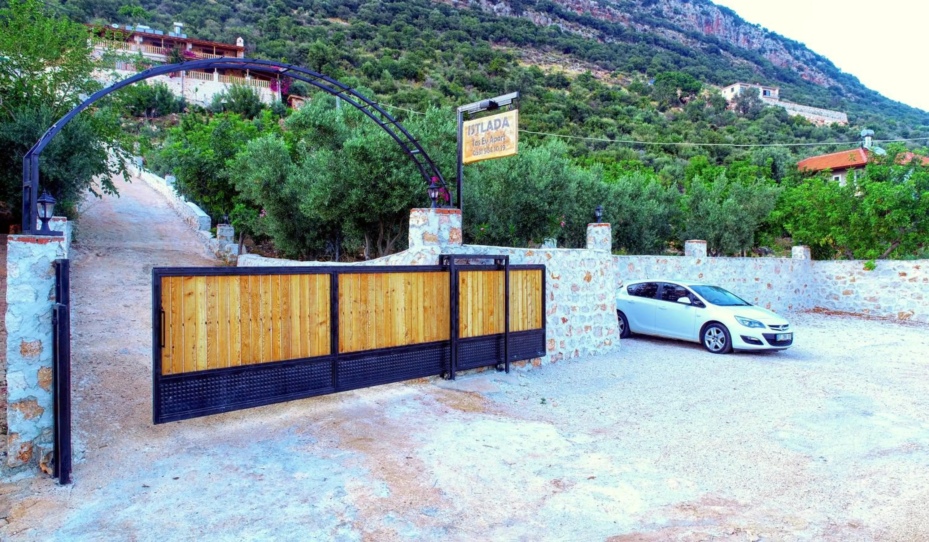 Property building in Istlada Taş Ev Apart - Kekova View