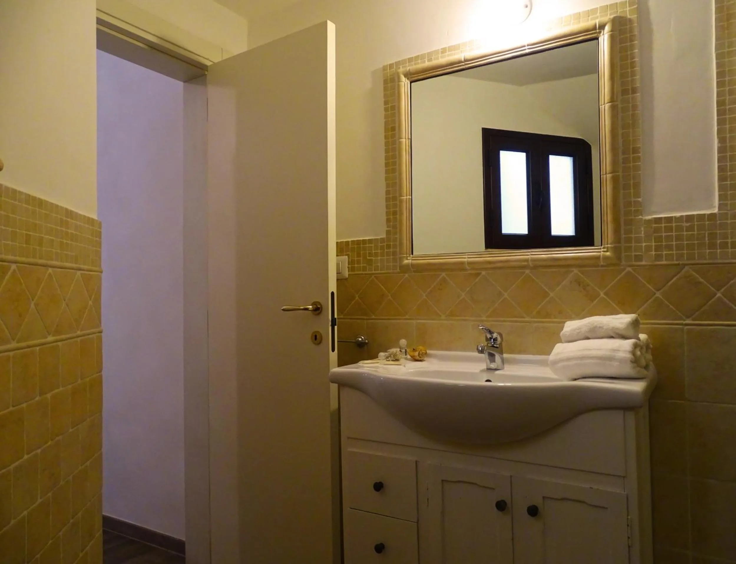 Bathroom in B&B Mescia Marina