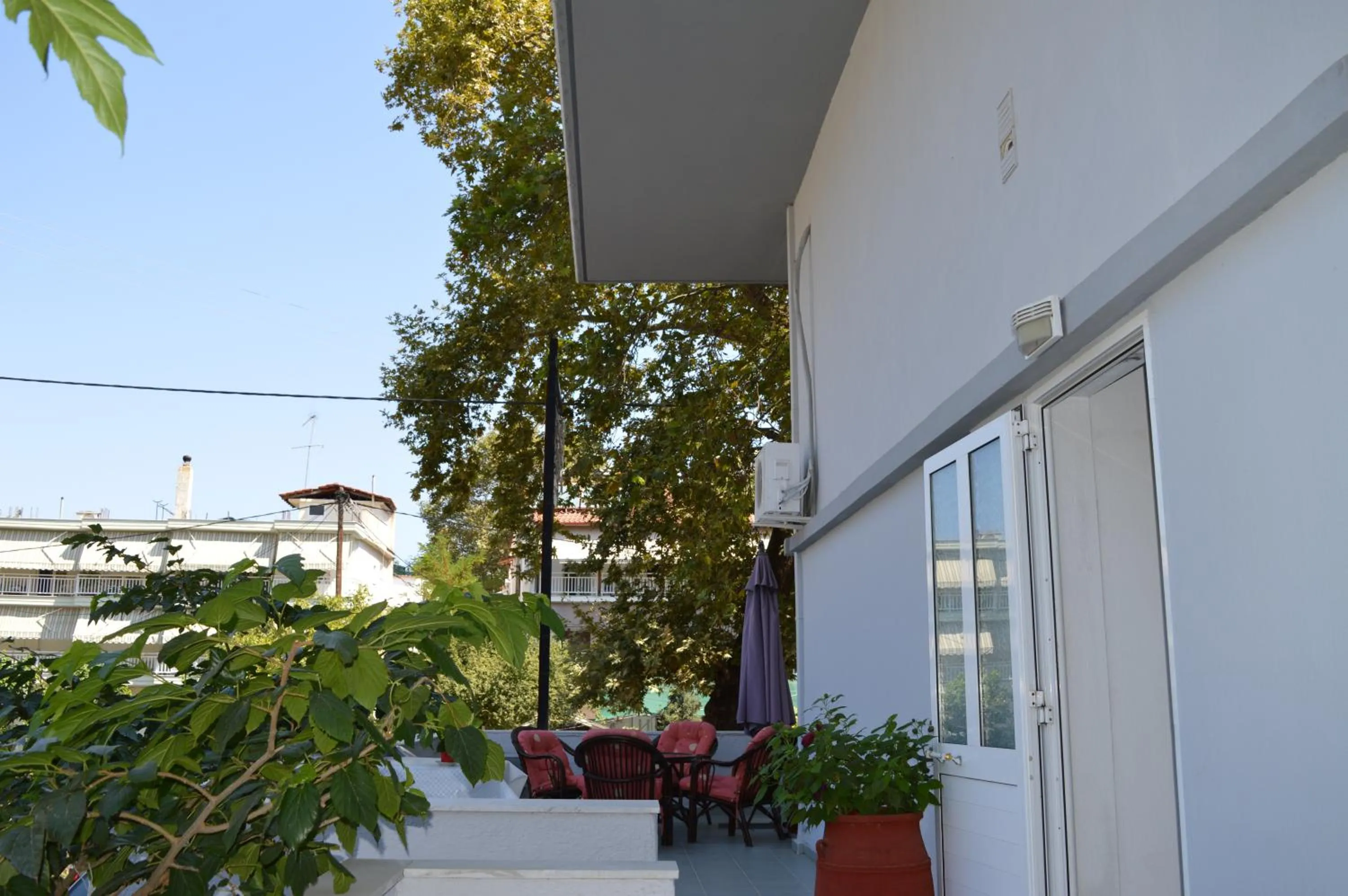 Patio in Galanis Studios and Apartments