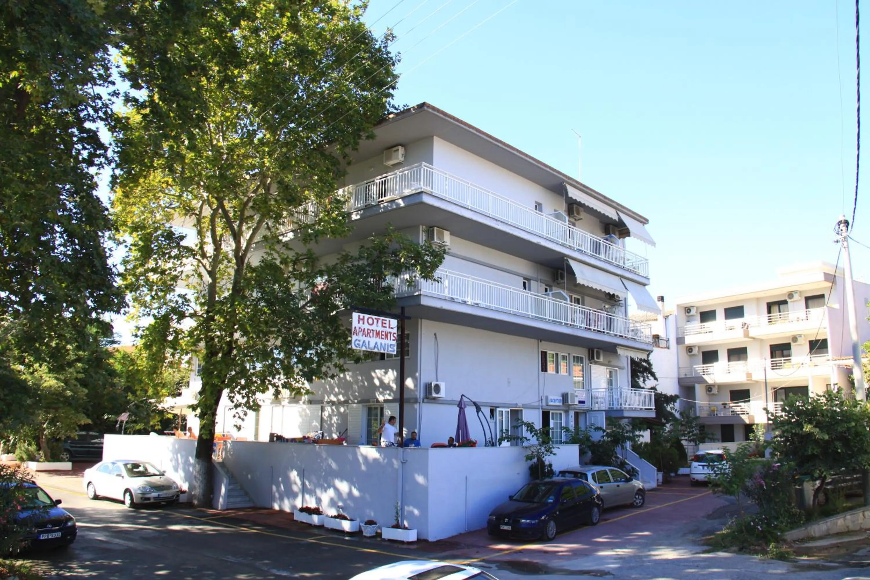 Property building in Galanis Studios and Apartments