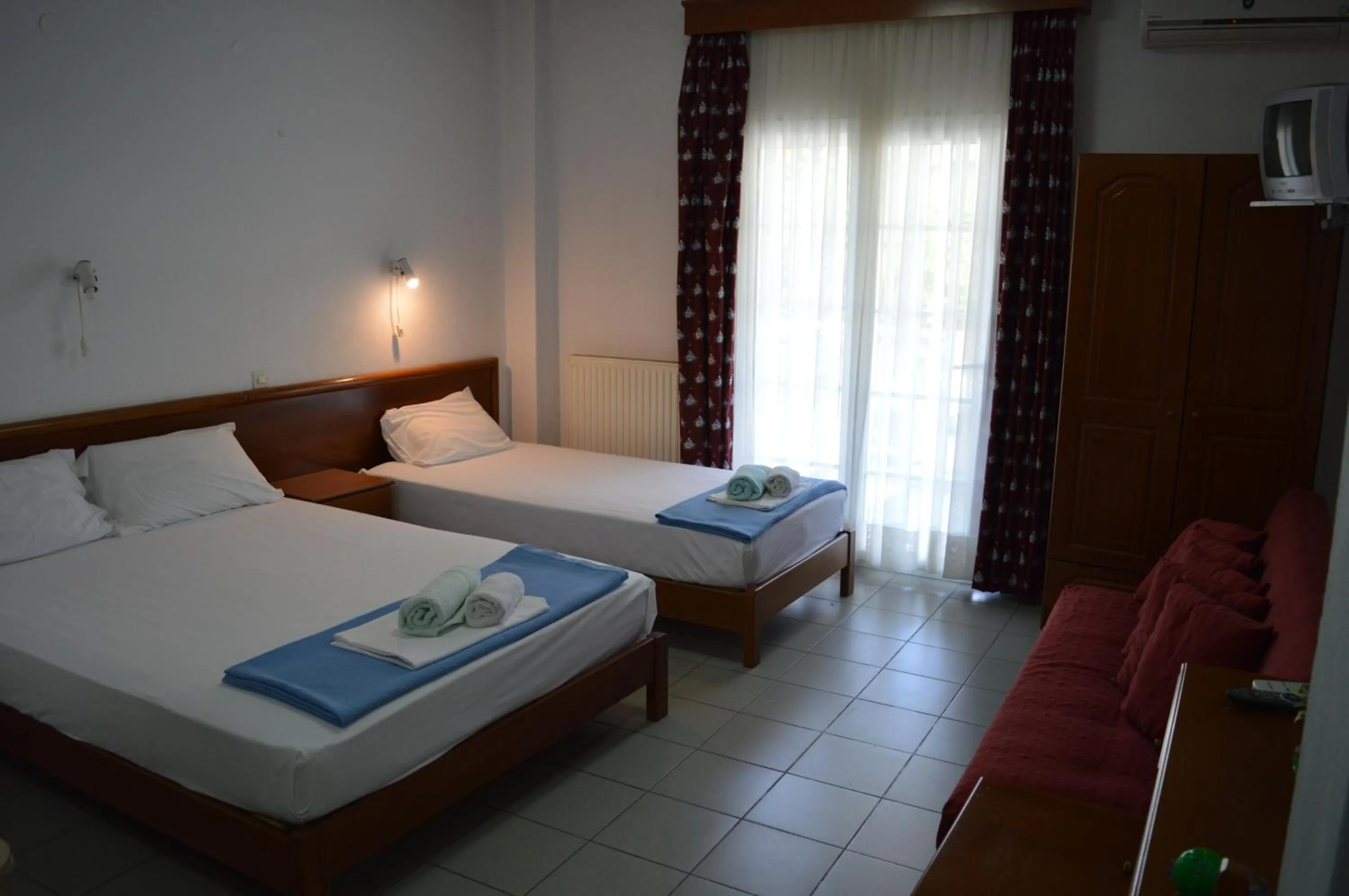 Bedroom, Bed in Galanis Studios and Apartments