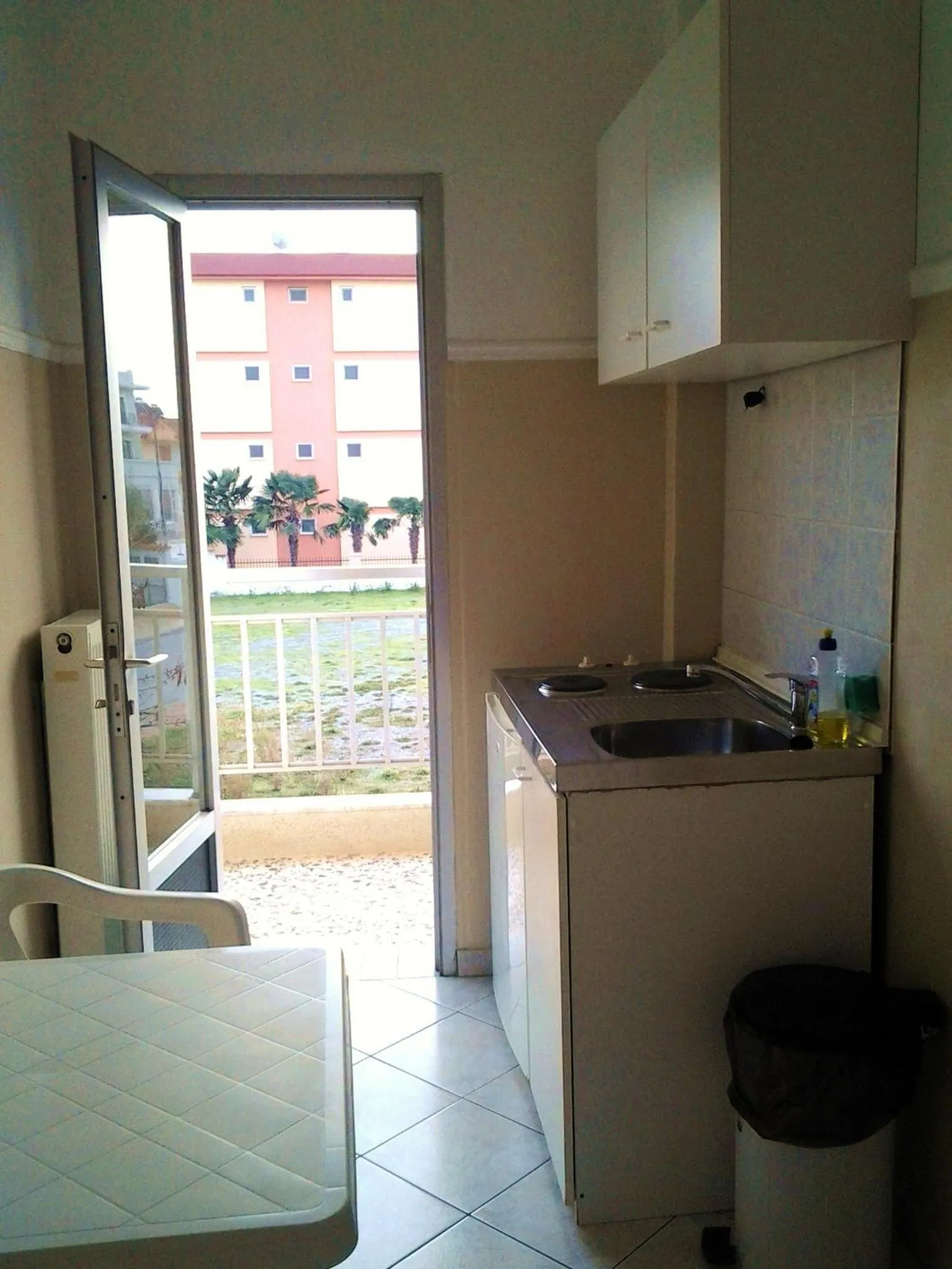 Kitchen or kitchenette in Galini Apartments