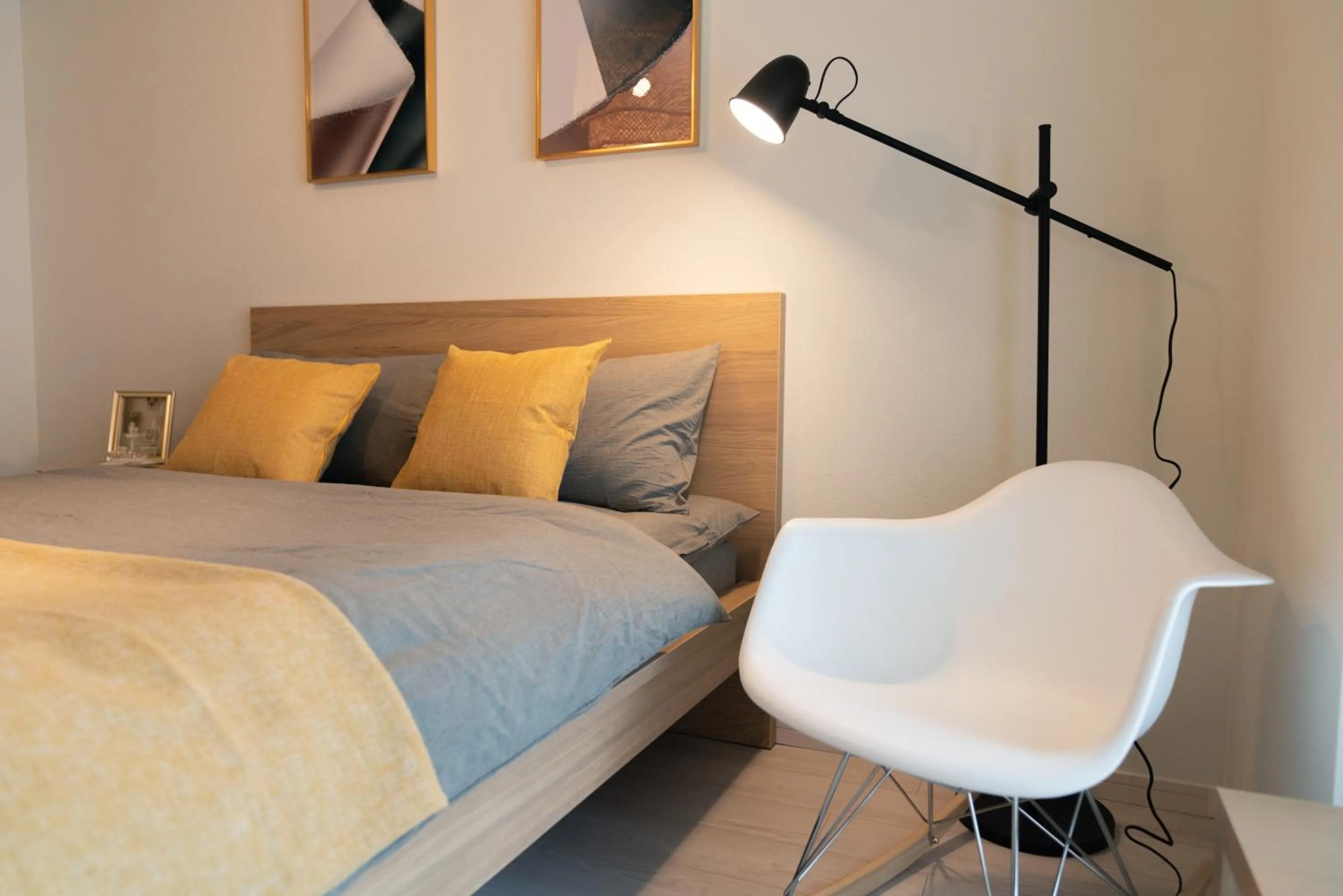 Bed in OSAKA SUNSHINE TOWER62 l