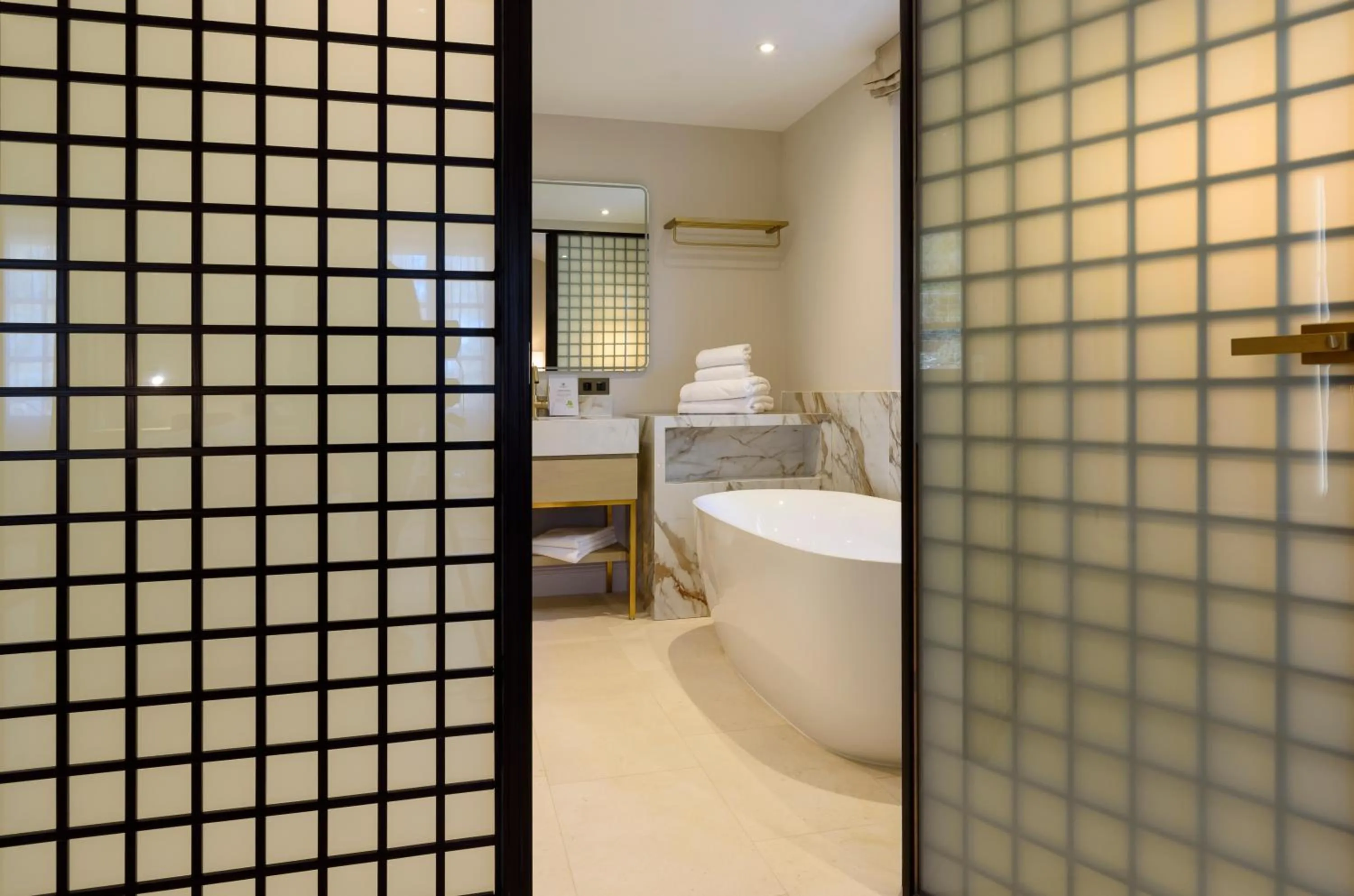 Bathroom in Domaine de Valmouriane