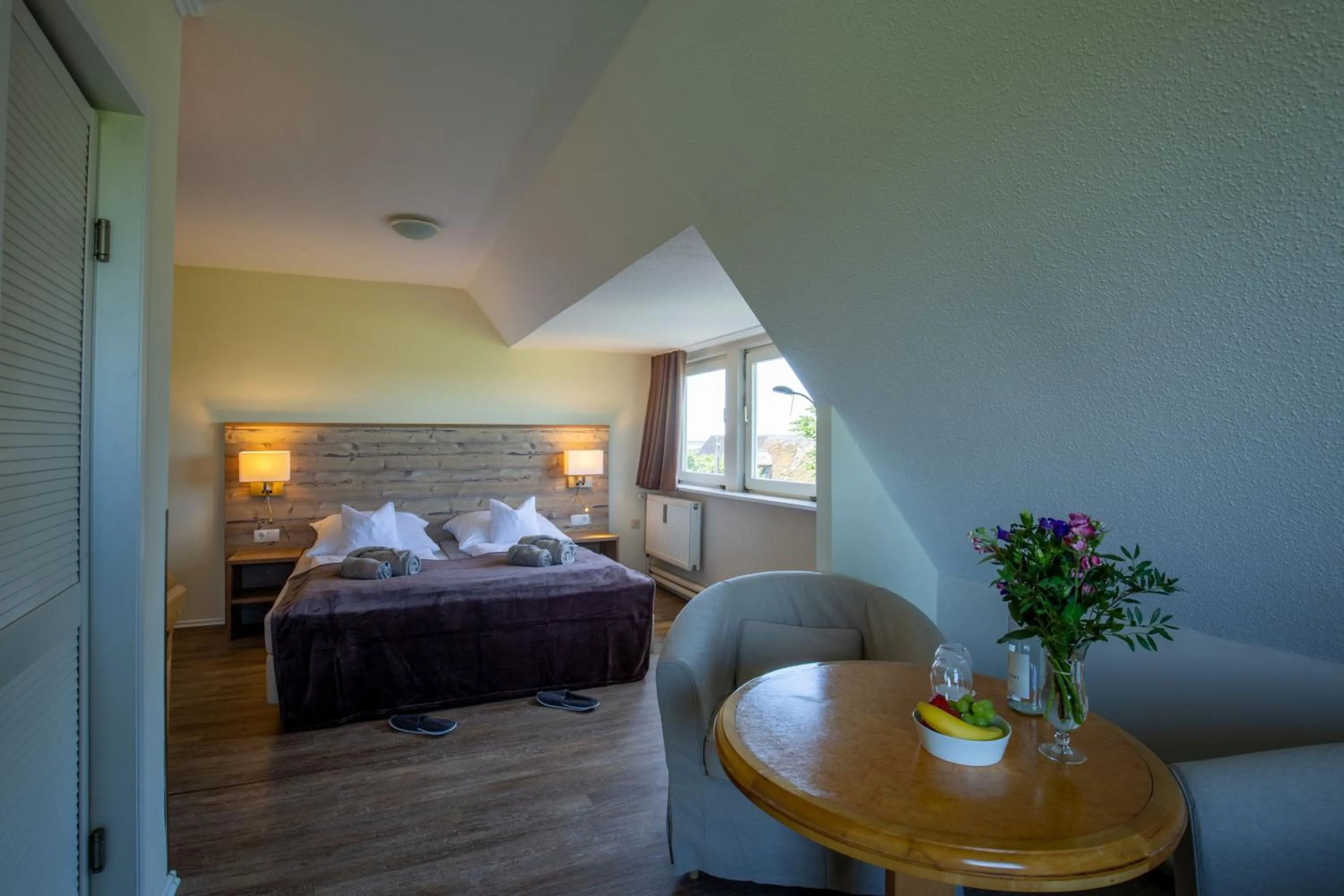 Bedroom, Bed in Hotel MeerLand Pellworm