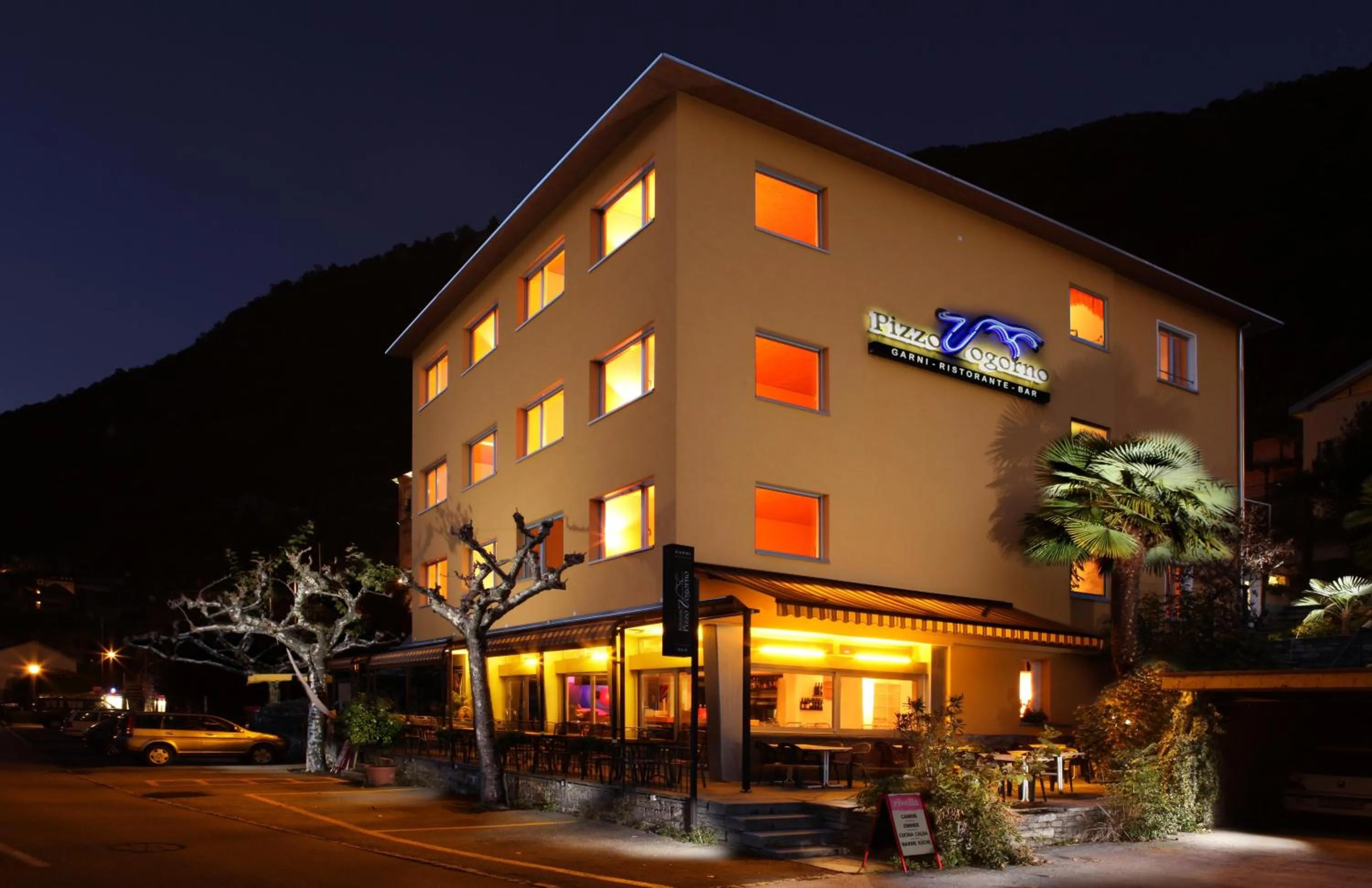 Facade/entrance in Hotel Pizzo Vogorno