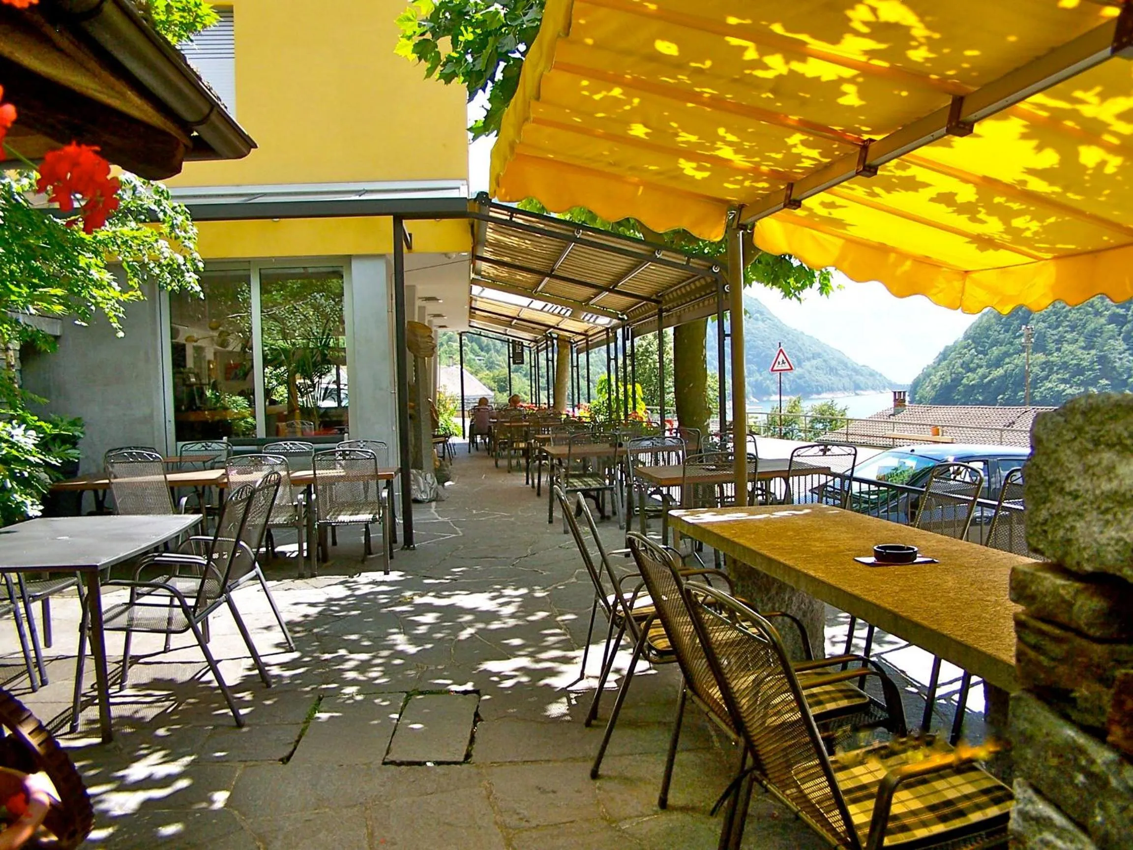 Balcony/Terrace in Hotel Pizzo Vogorno