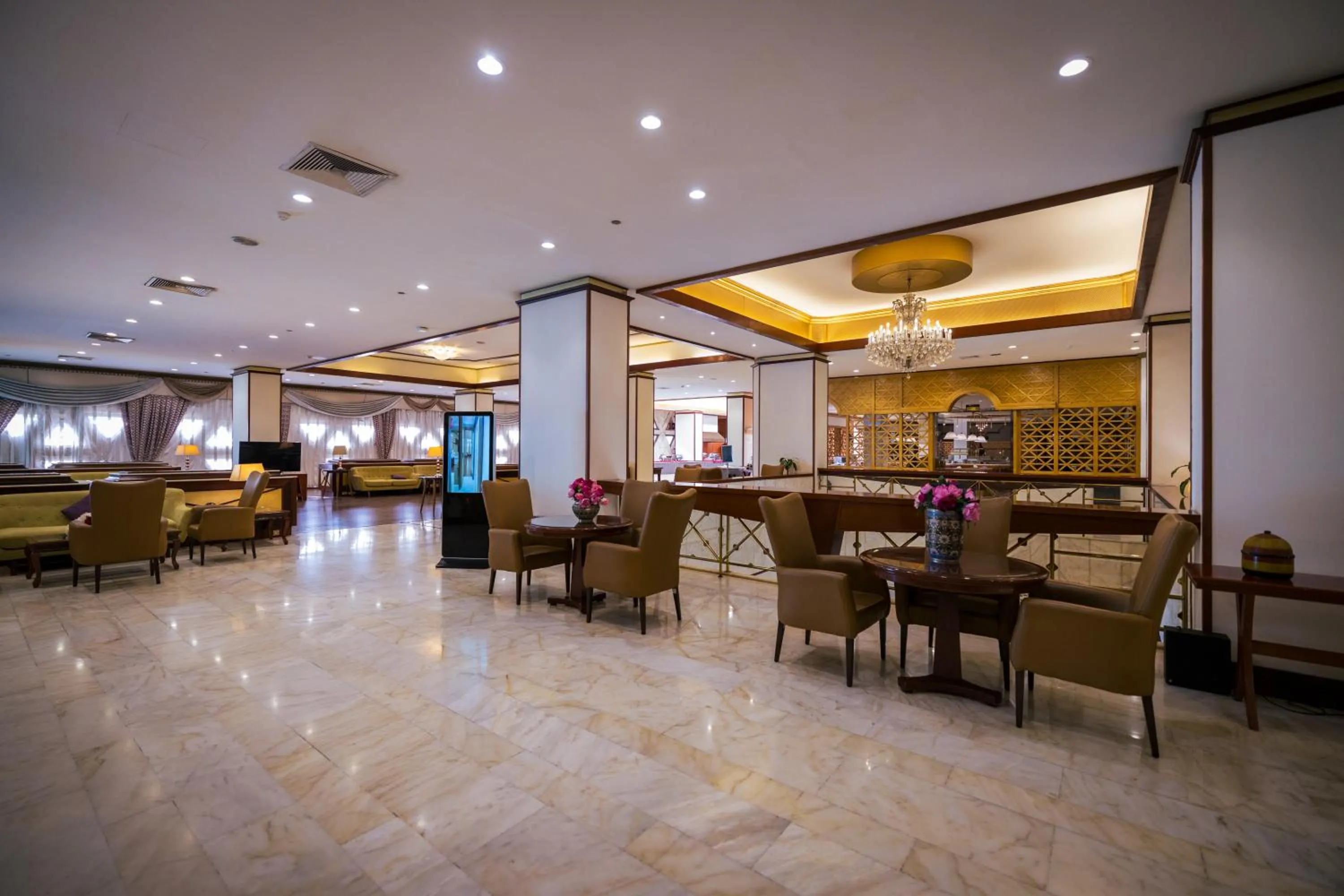 Living room in Jeddah Grand Hotel