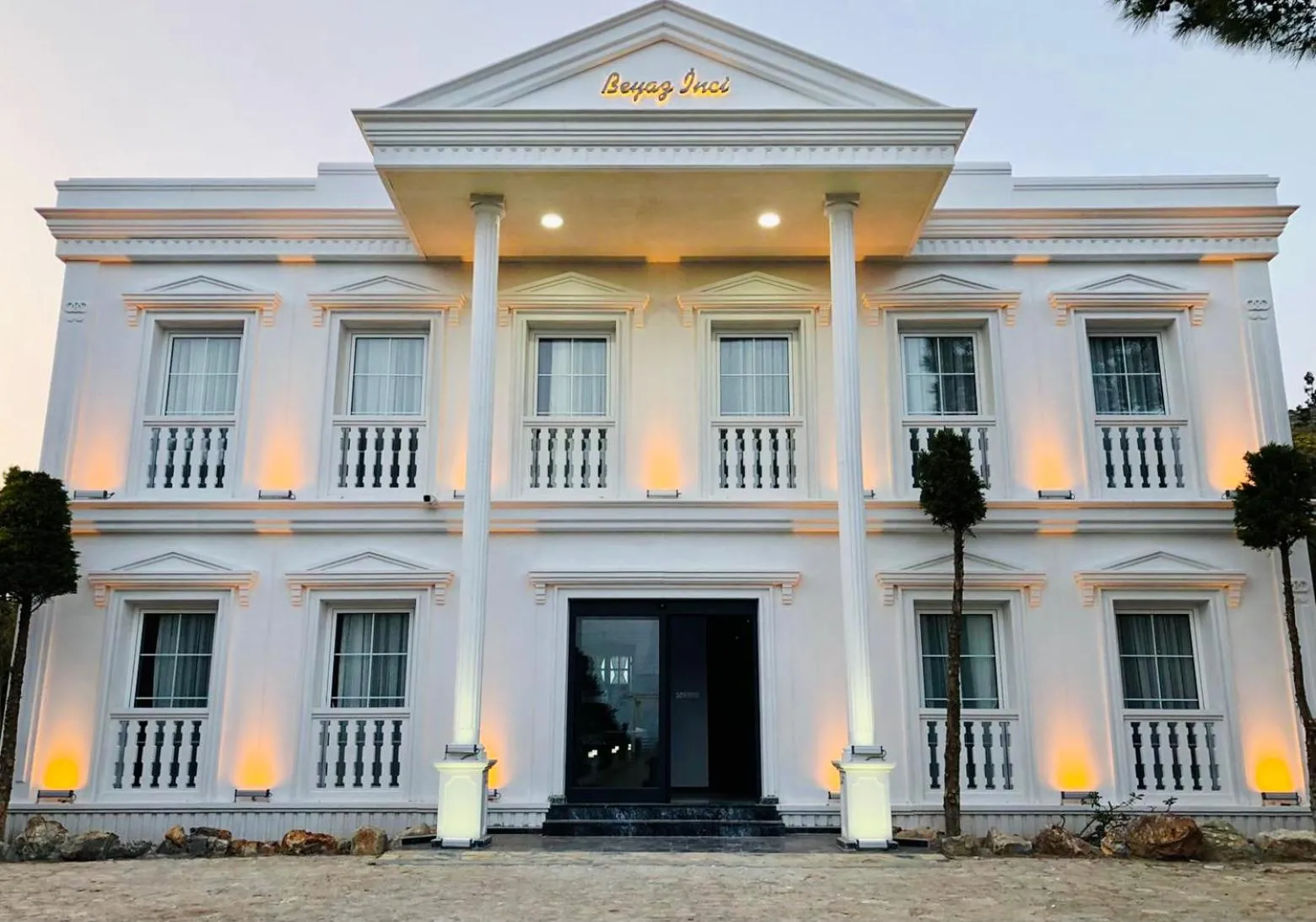 Facade/entrance in Otel Beyaz İnci