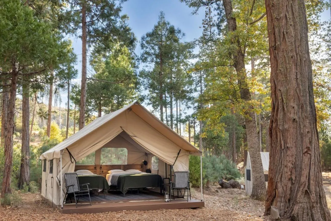Patio in Evergreen Lodge at Yosemite