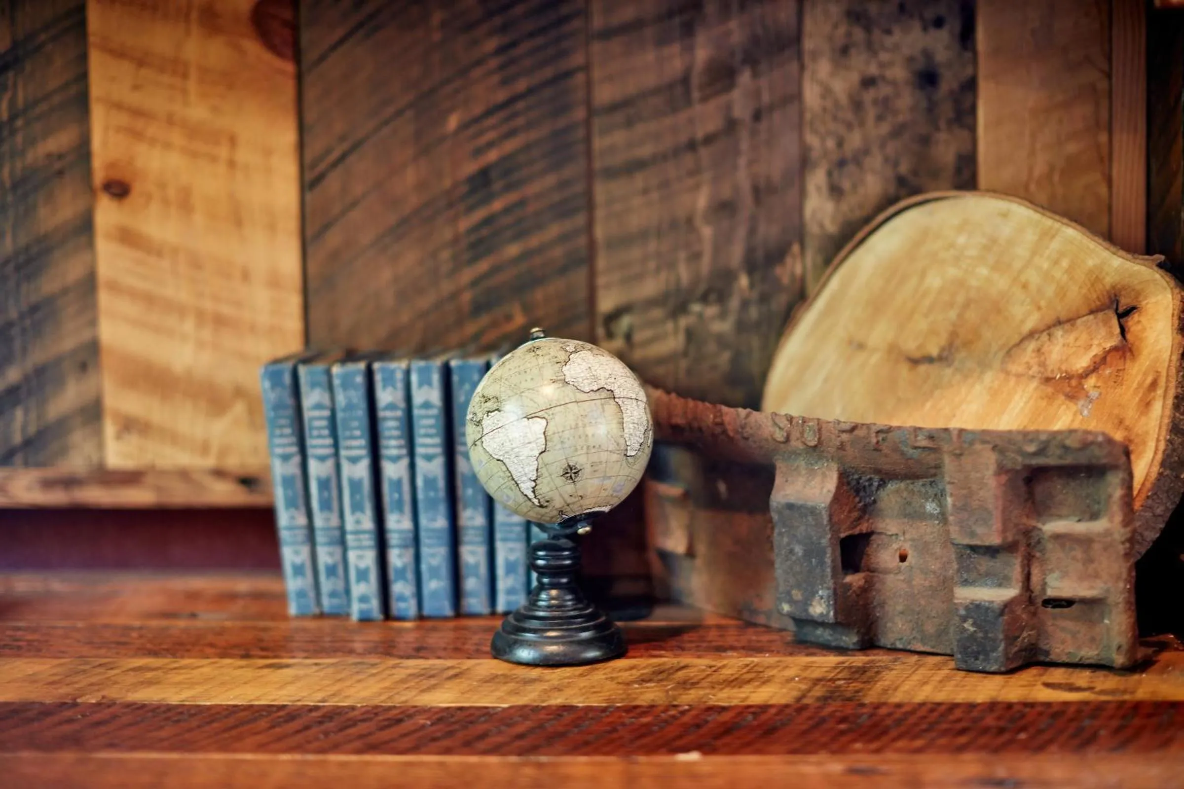 Decorative detail in Evergreen Lodge at Yosemite