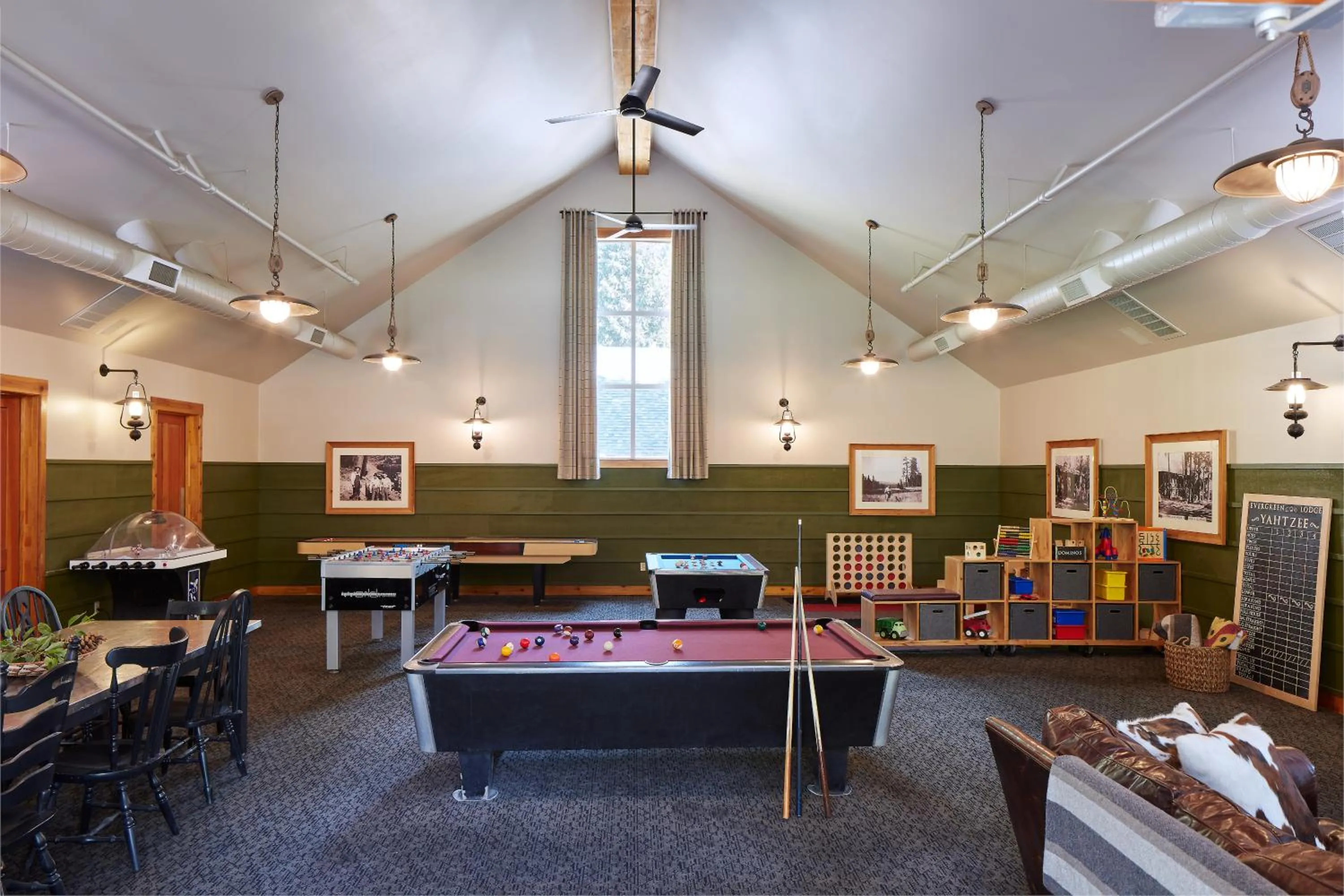 Game Room in Evergreen Lodge at Yosemite
