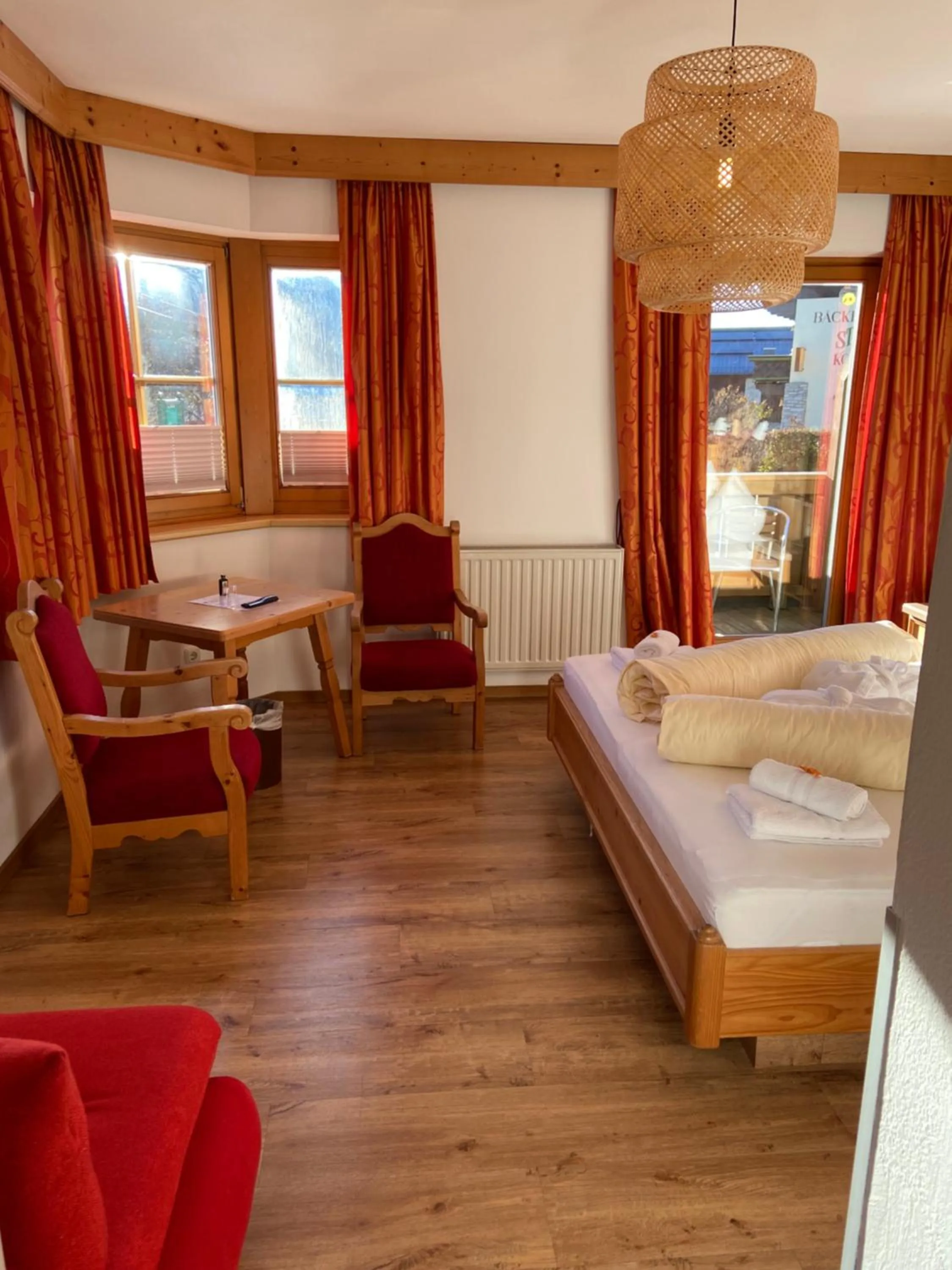 Bed in Hotel in the HEART of the Alps