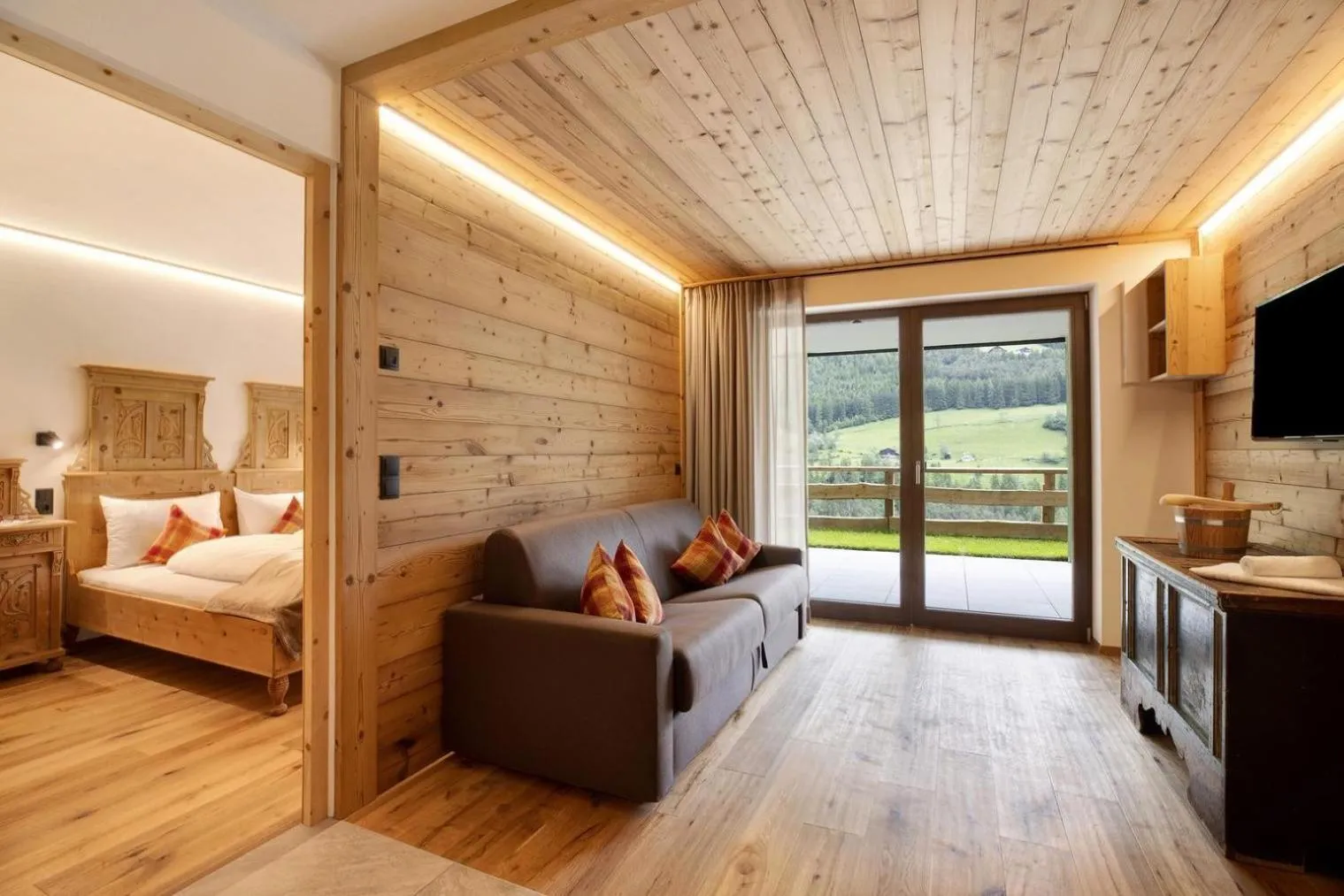 Property building, Bed in Archehof Hochzirm Lodge Anton