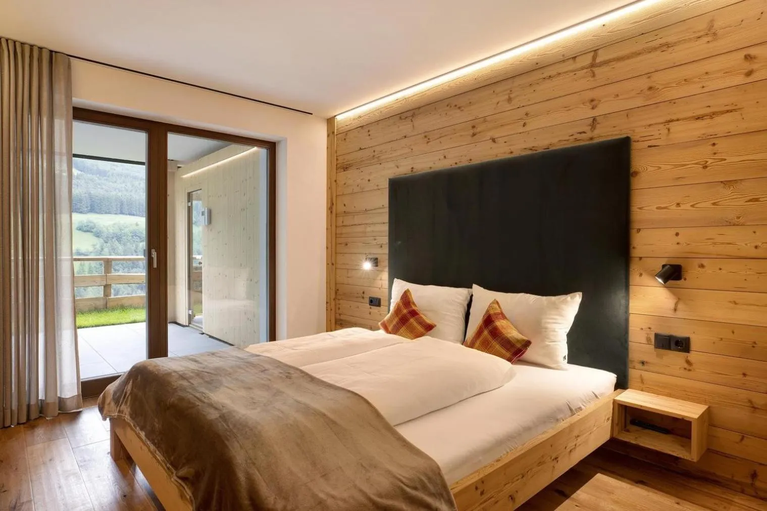 Living room, Bed in Archehof Hochzirm Lodge Anton