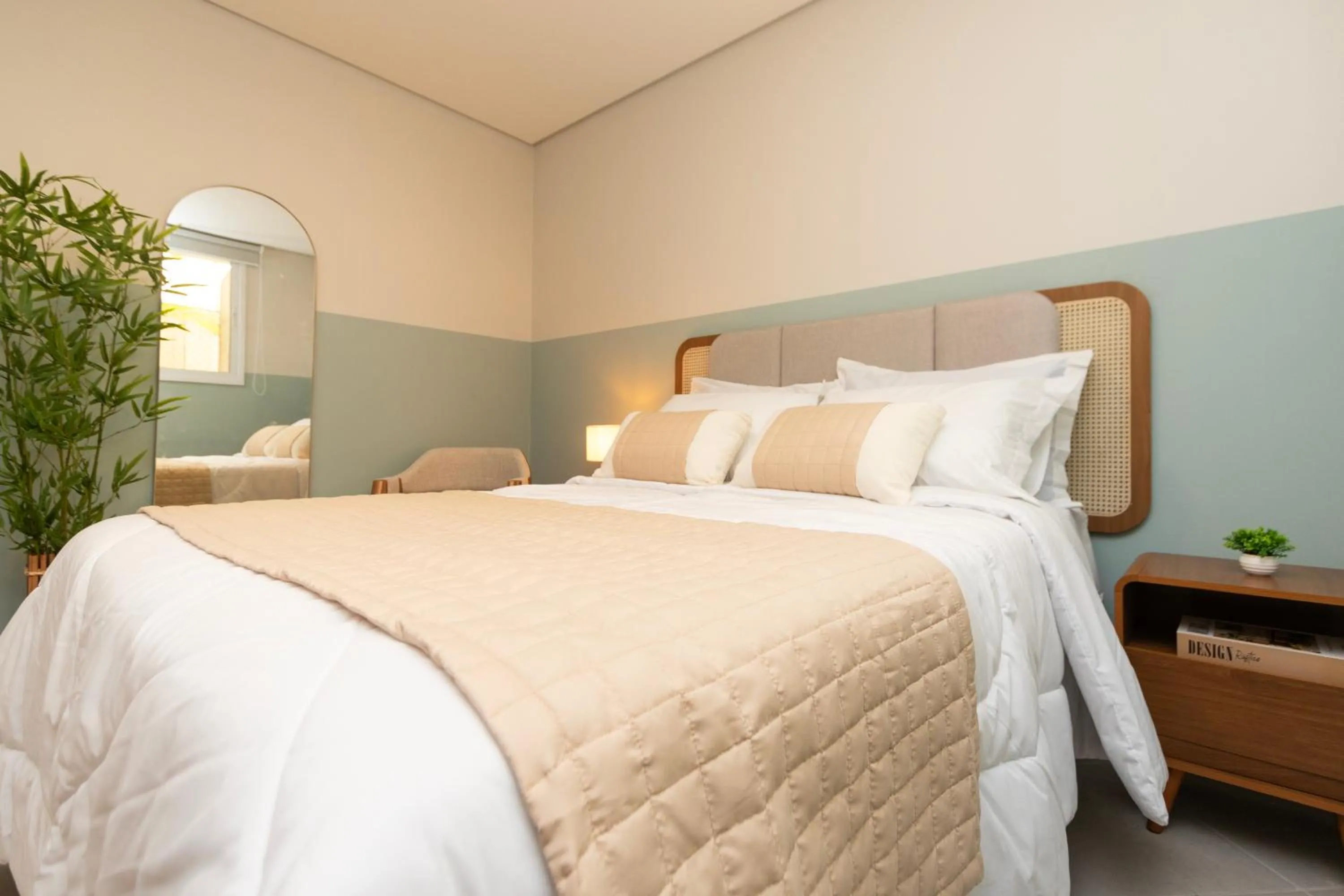 Photo of the whole room, Bed in 360 Av Ipiranga