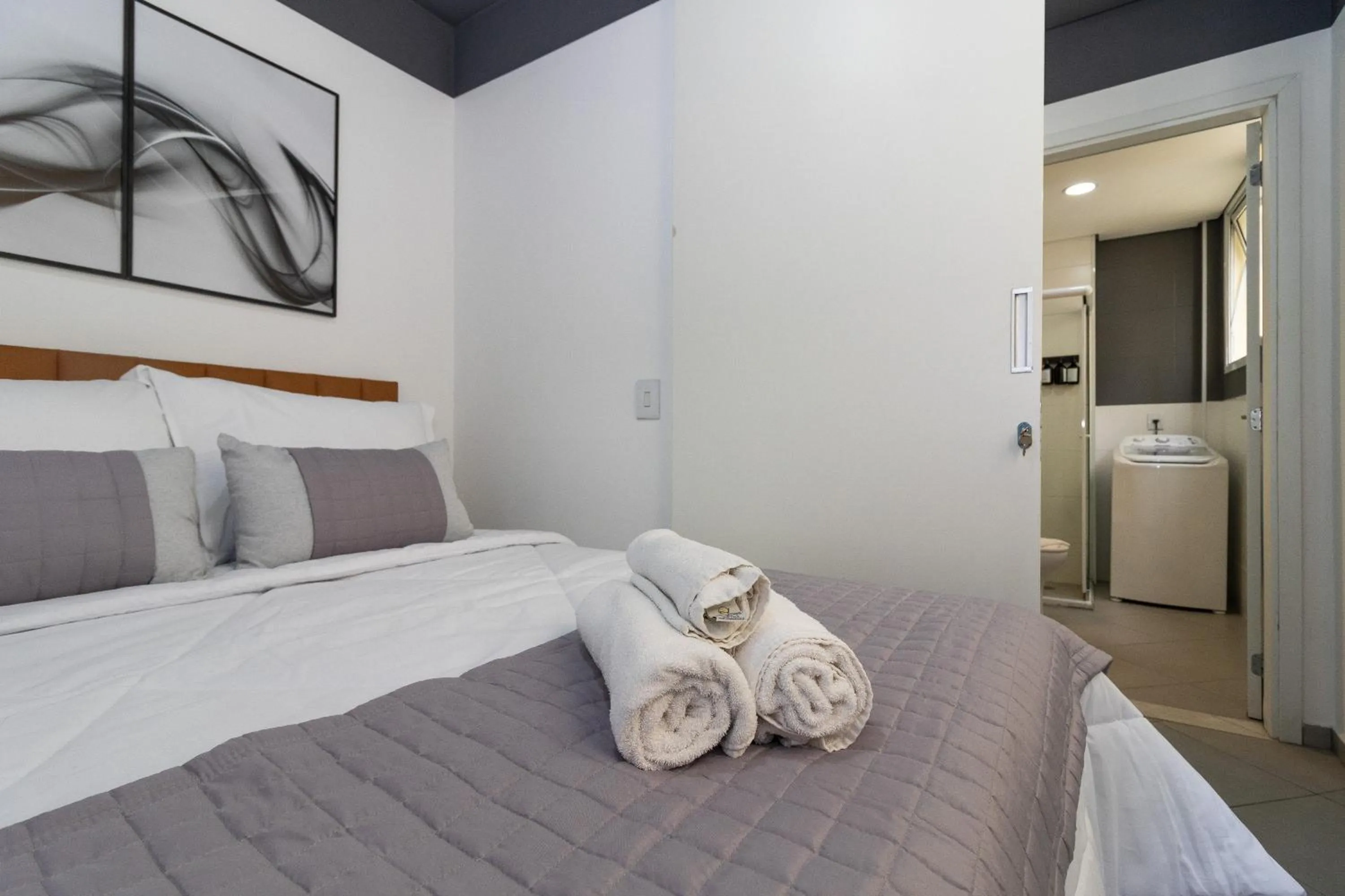 Bed in 360 Av Ipiranga