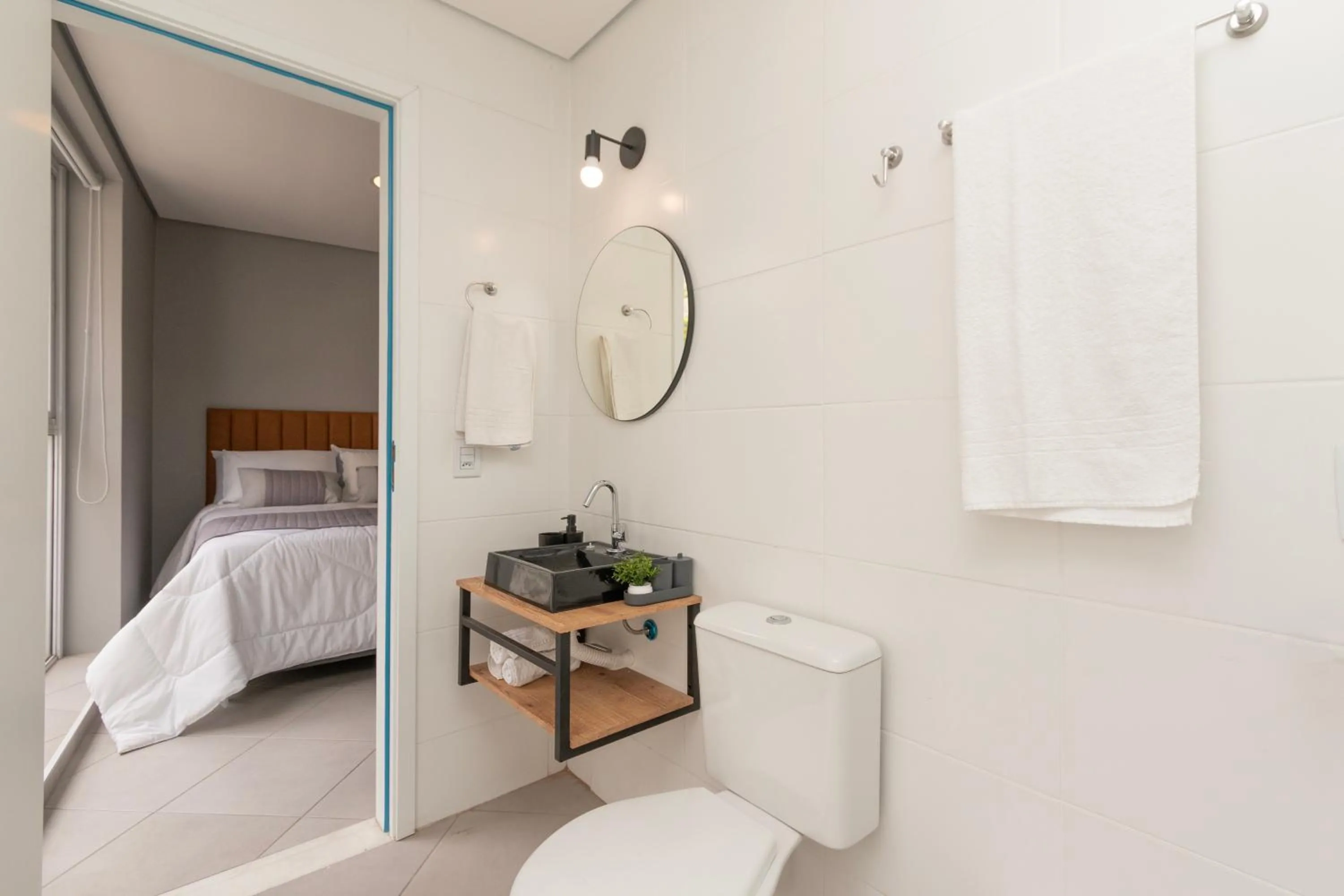 Bathroom, Bed in 360 Av Ipiranga