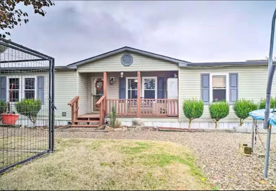 Private Pet Friendly Home Near Exotic Deer Farm Close to Pigeon Forge, Gatlinburg TN