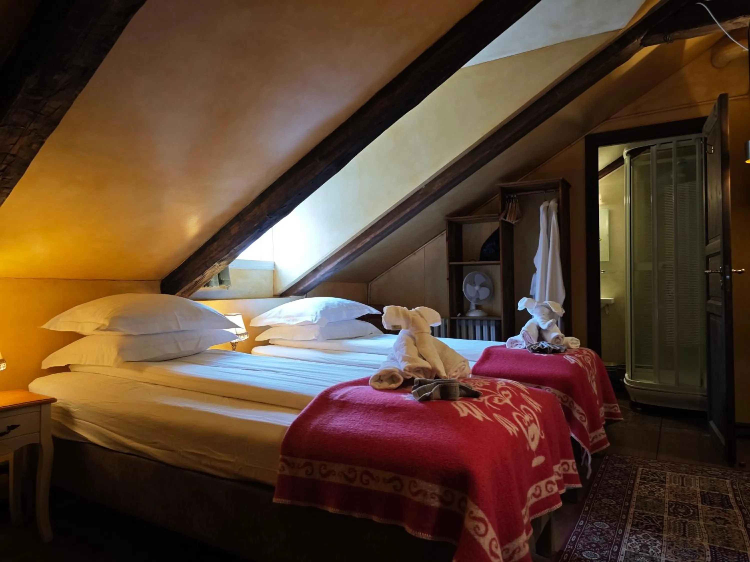 Bed in Hótel Tindastóll