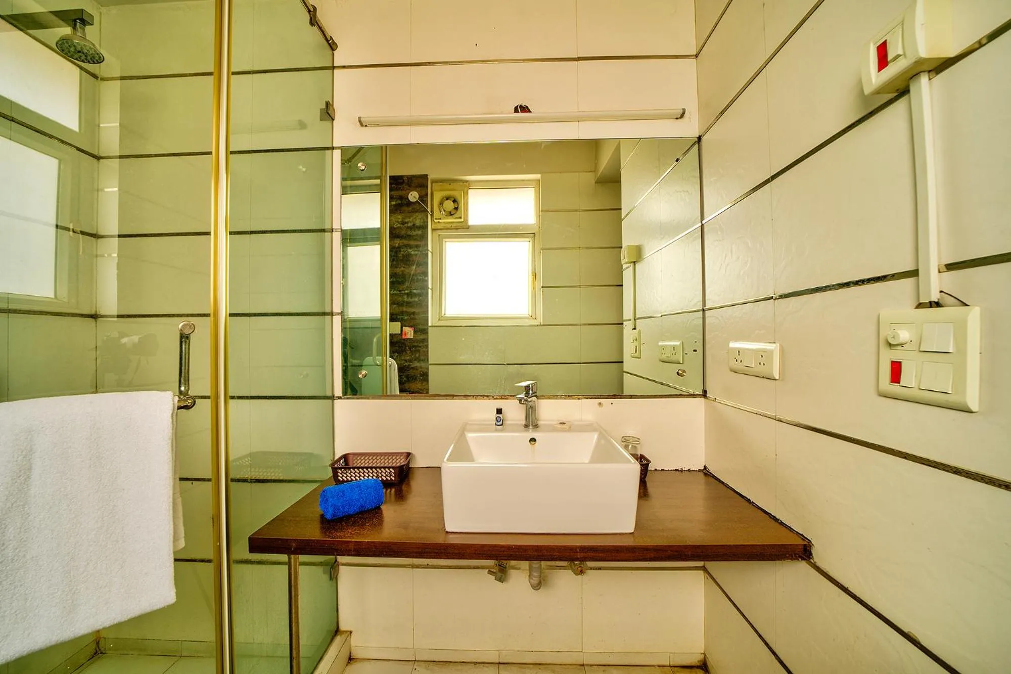 Bathroom in FabHotel Rivlet