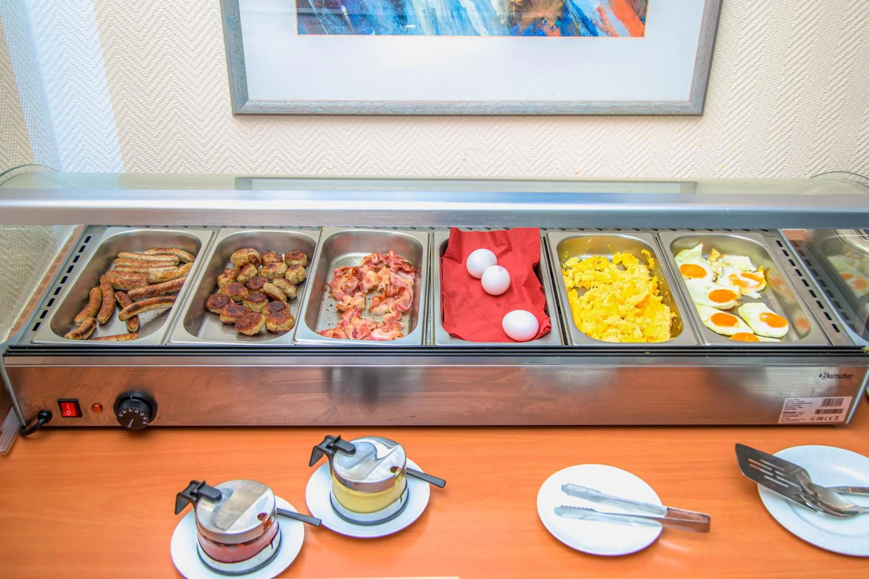 Food and drinks in Hotel Opal