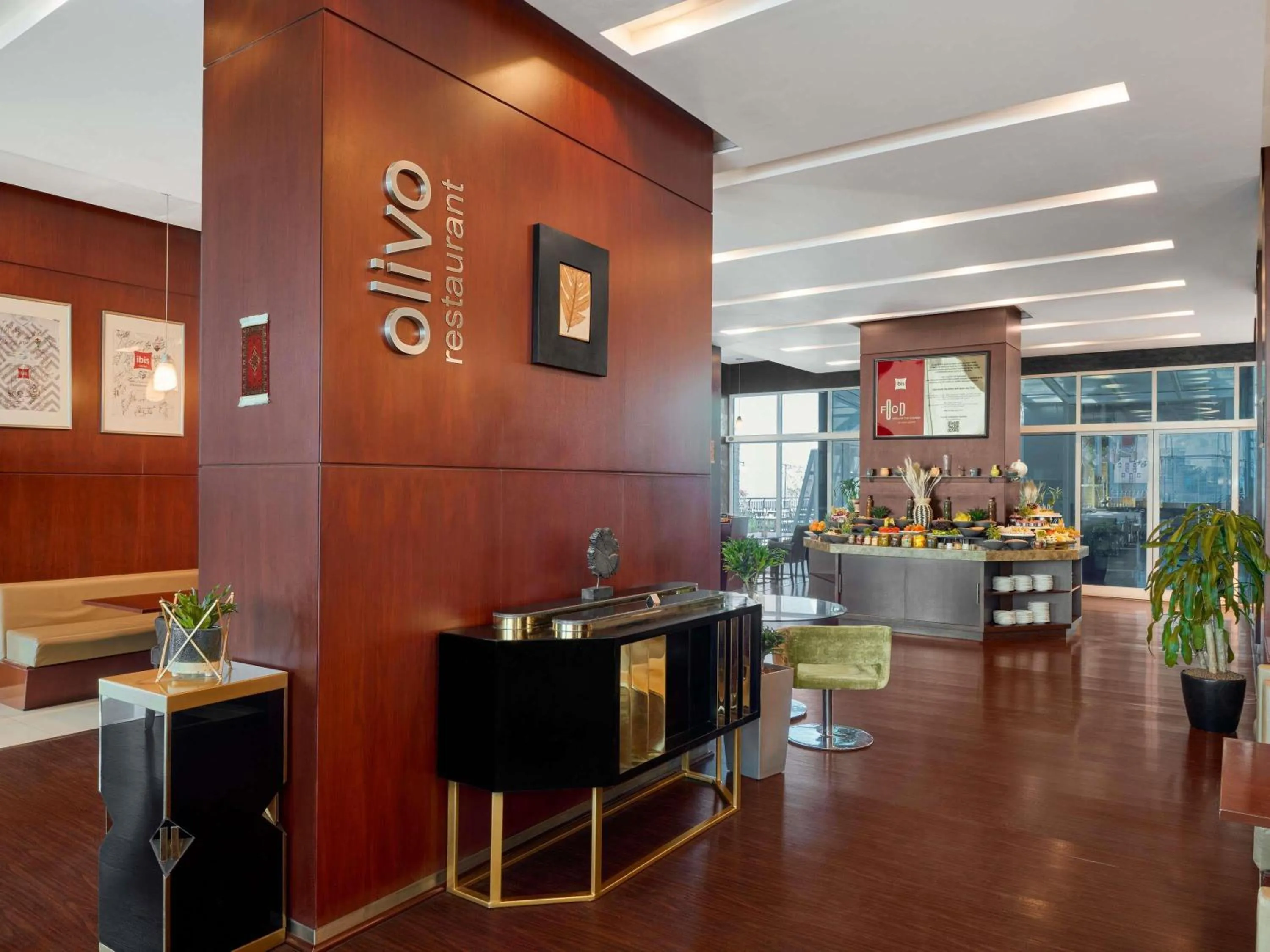 Restaurant/places to eat in ibis Kuwait Salmiya