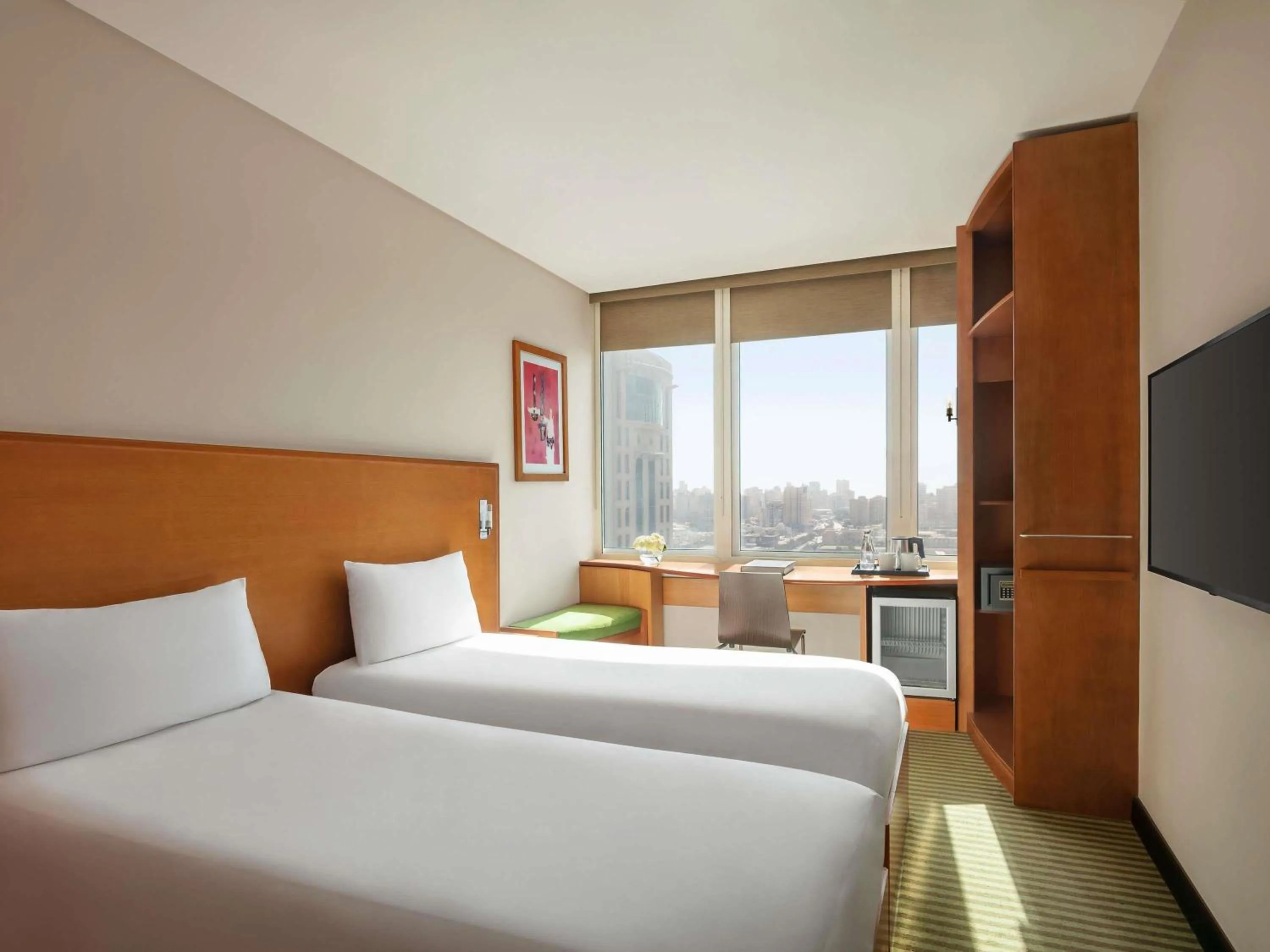 Bedroom, Bed in ibis Kuwait Salmiya