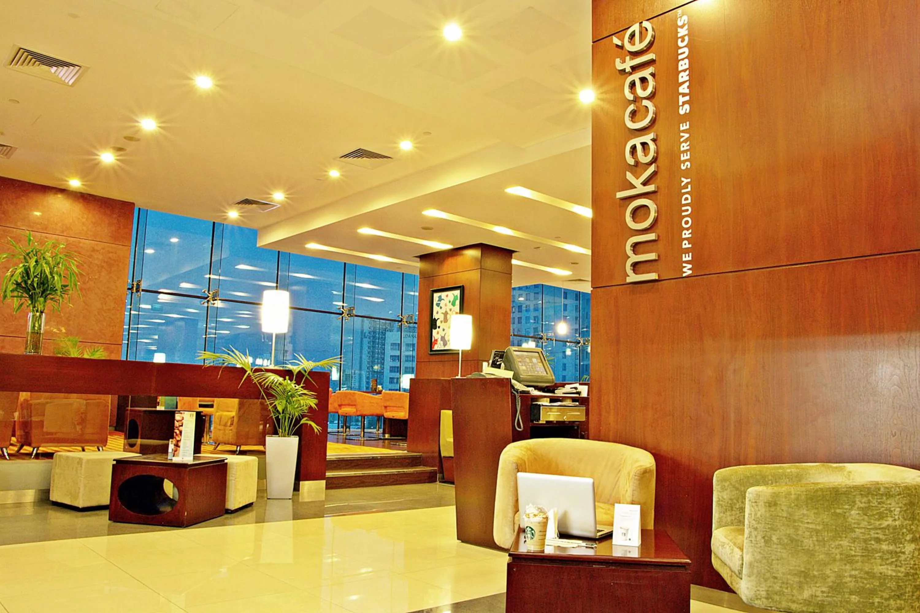 Restaurant/places to eat in ibis Kuwait Salmiya