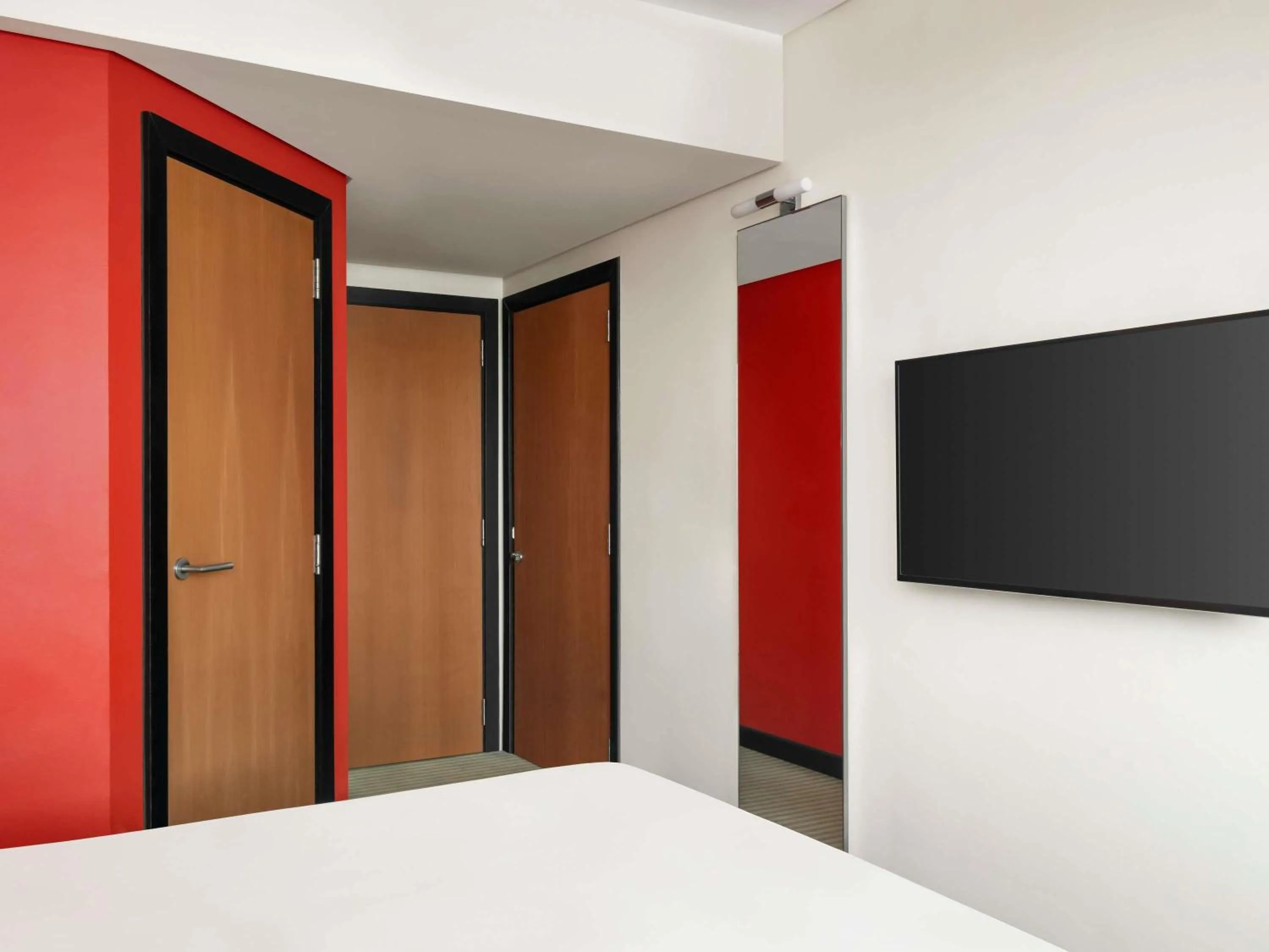 Bedroom in ibis Kuwait Salmiya