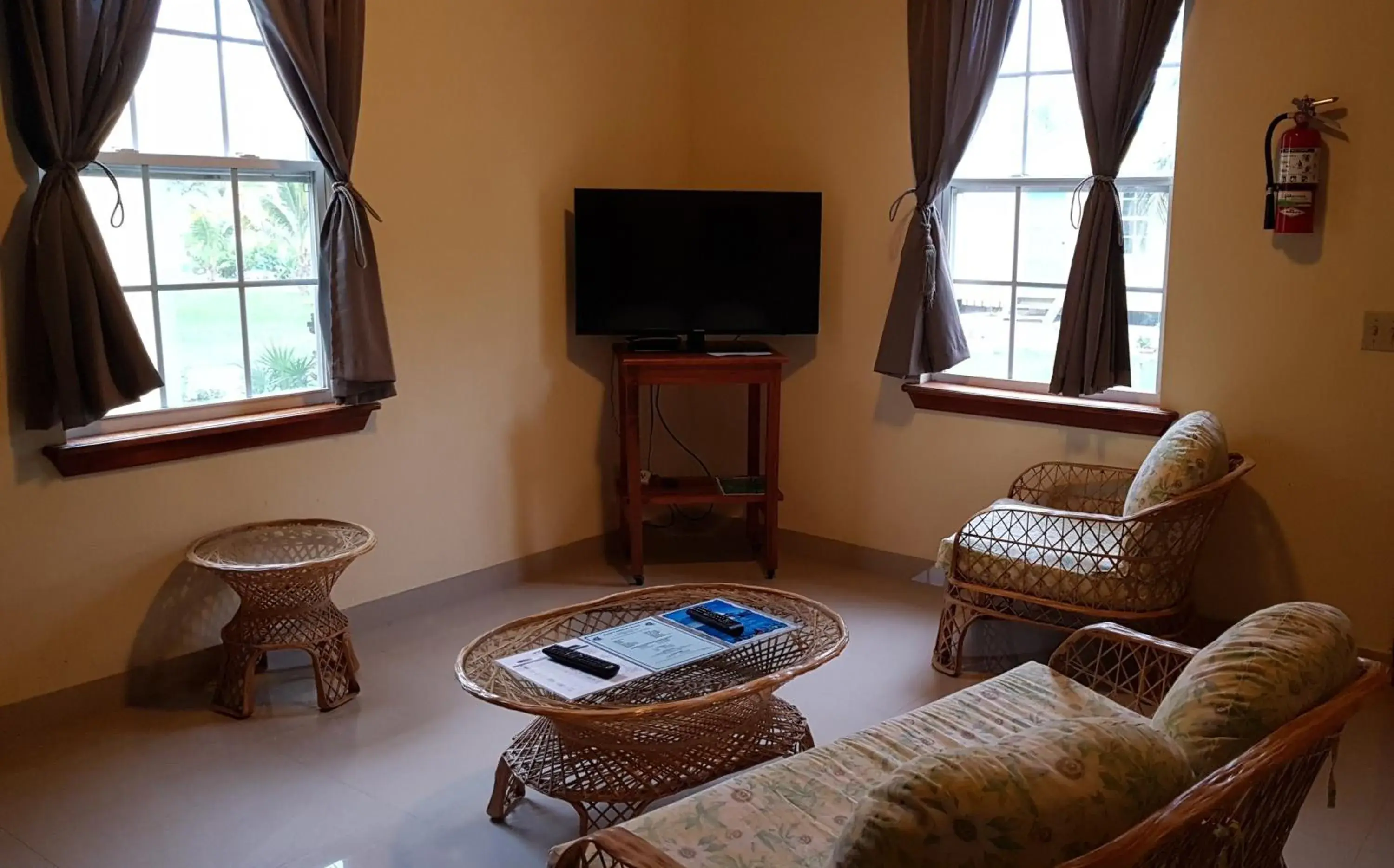 Queen Room with Garden View - single occupancy in Royal Caribbean Resort Queen Room with Garden View - single occupancy in Royal Caribbean Resort