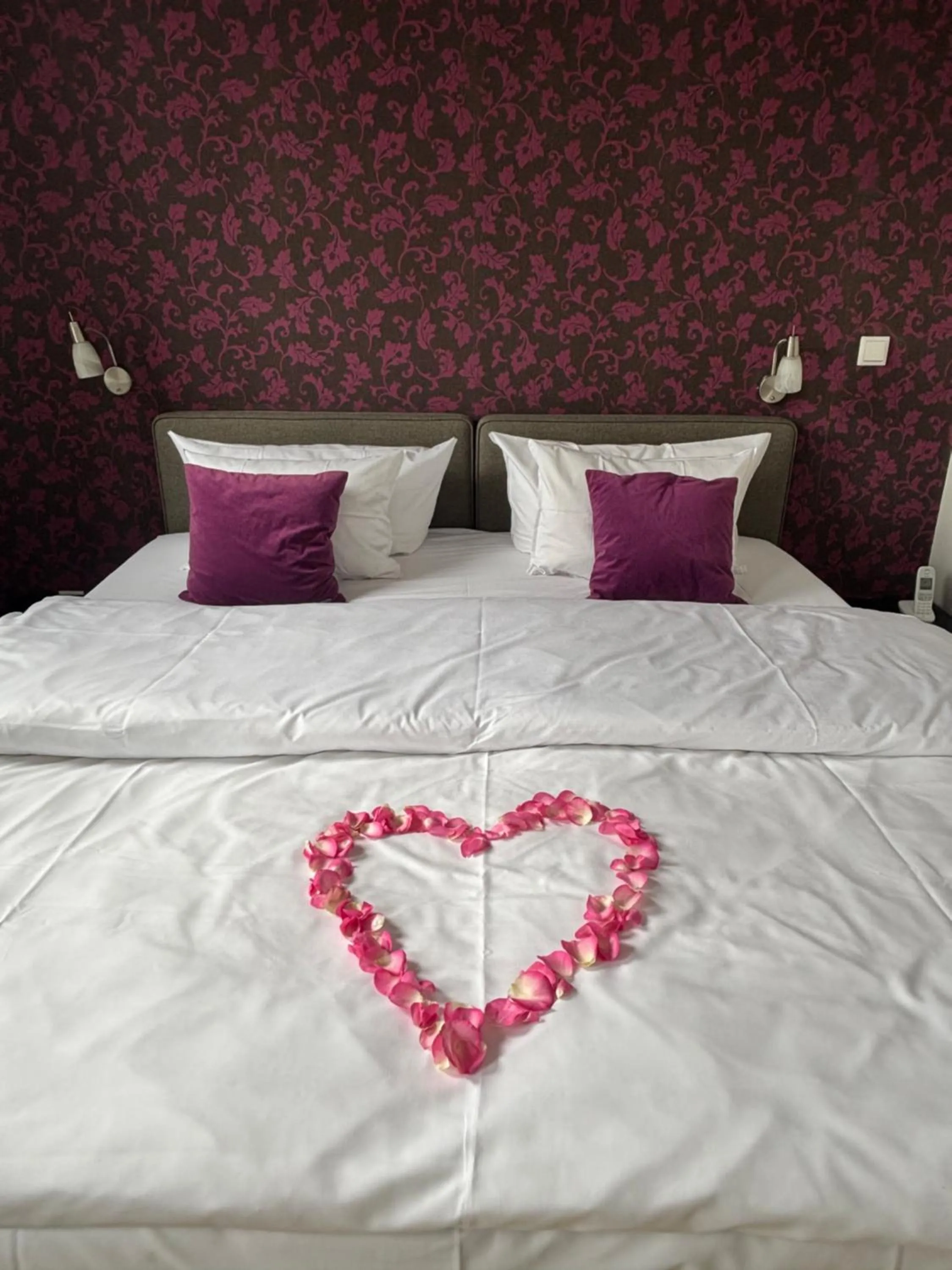 Bed in Hotel Insel Pension