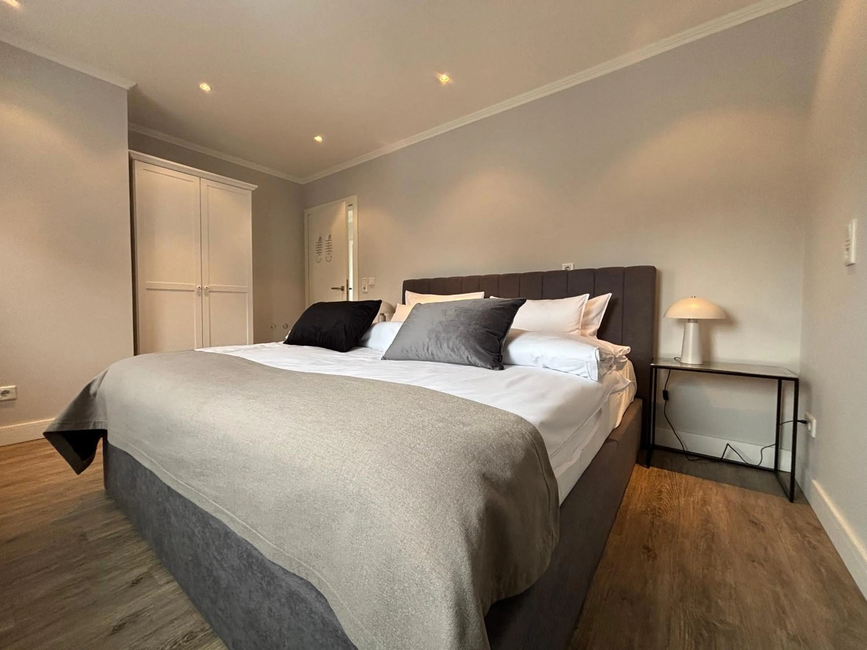 Bed in Hotel Insel Pension