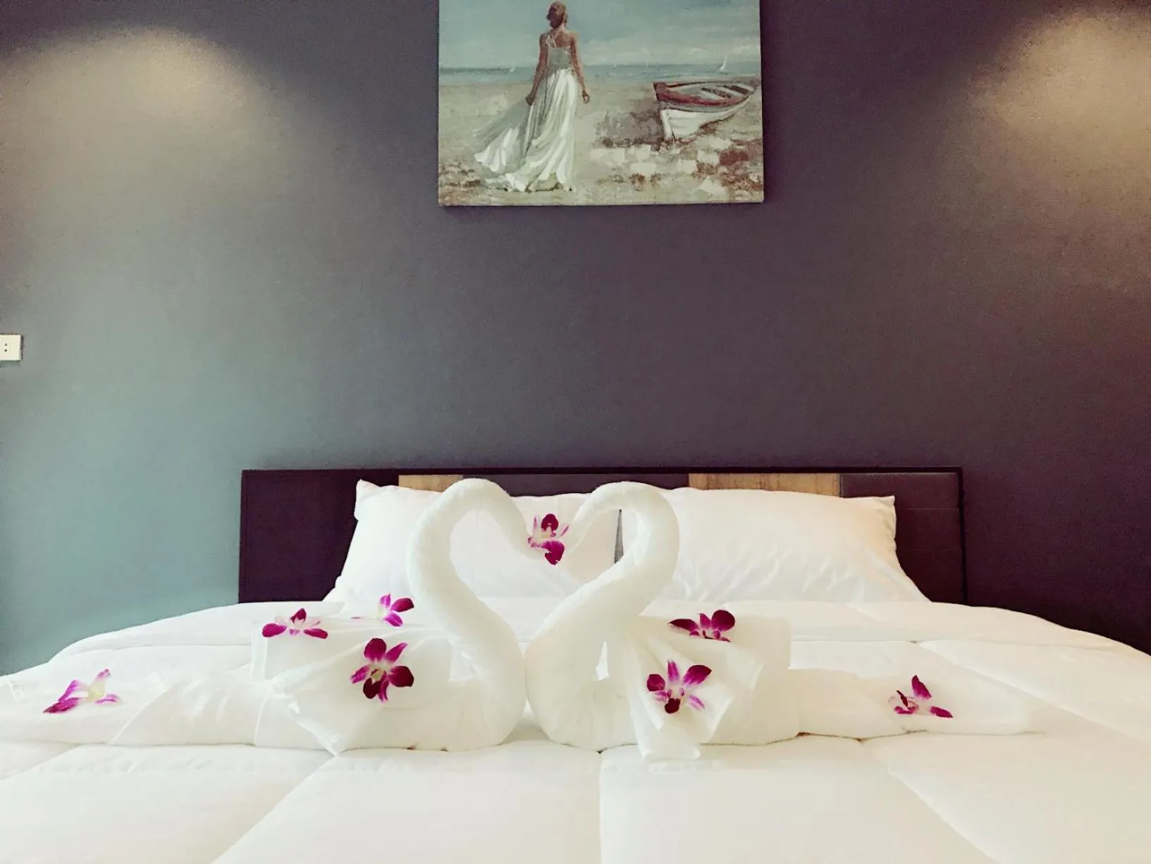 Photo of the whole room, Bed in Supachai Inn