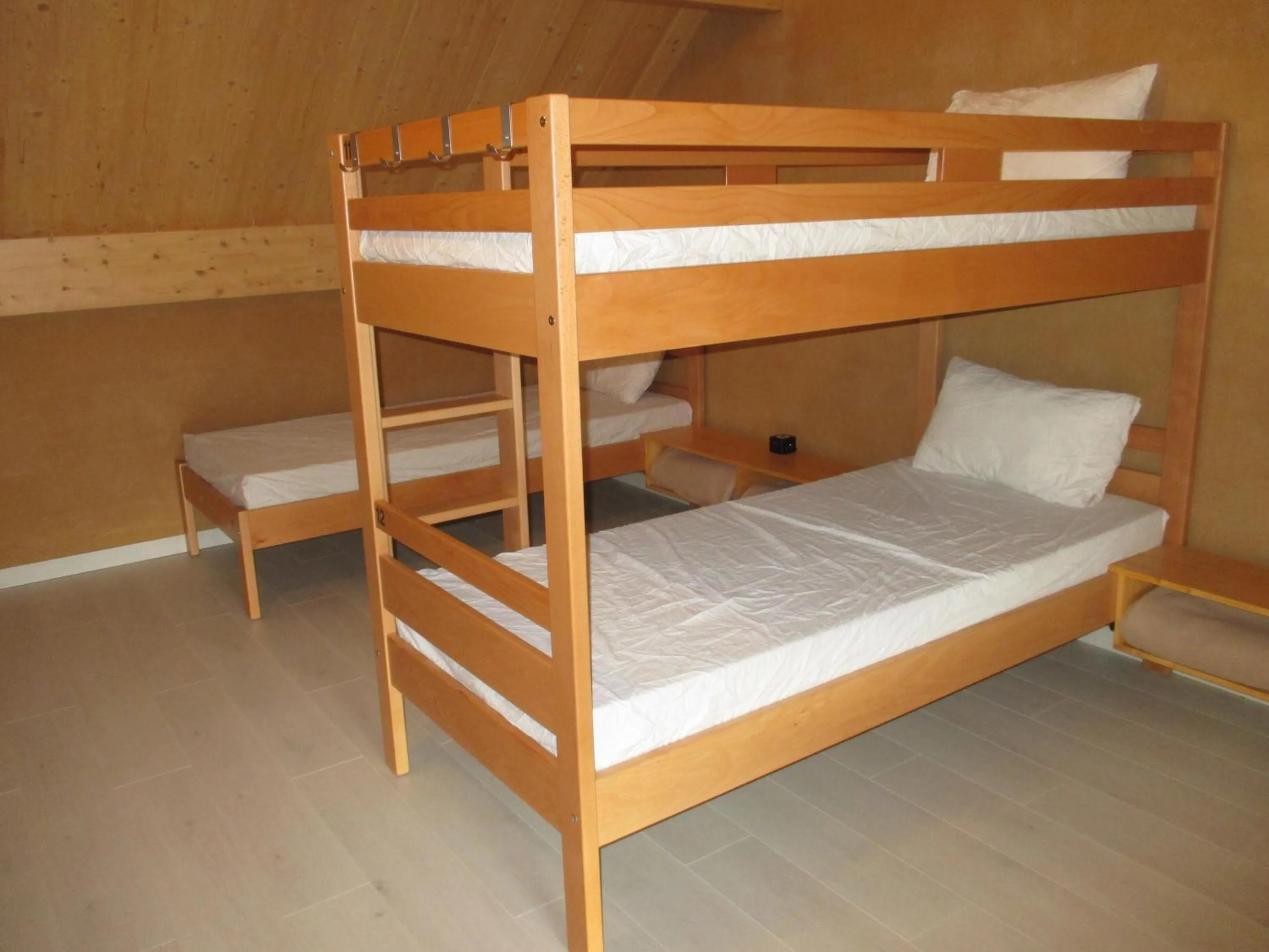 Bed in Le Baugyte - Gite de GROUPE - 14 lits simples