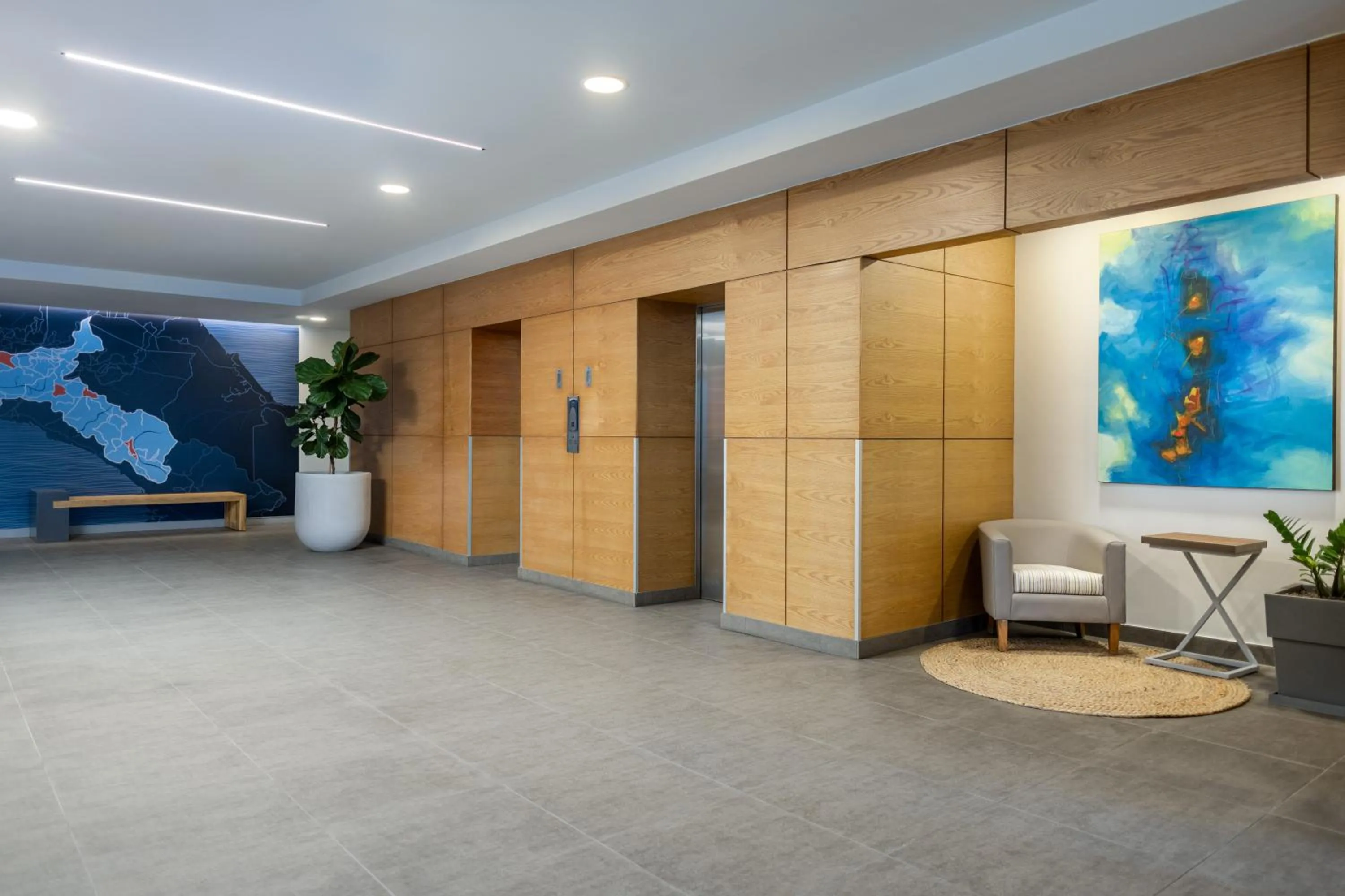 Living room in Holiday Inn Express San Jose Forum by IHG