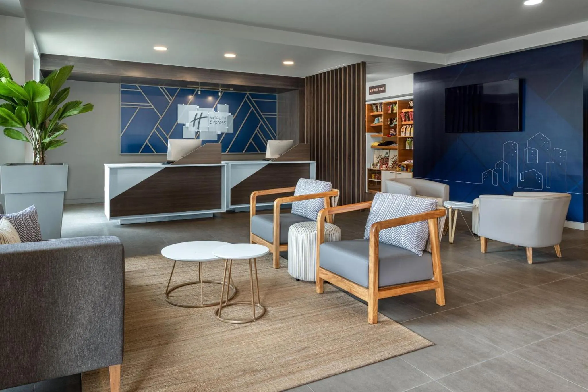 Property building in Holiday Inn Express San Jose Forum by IHG