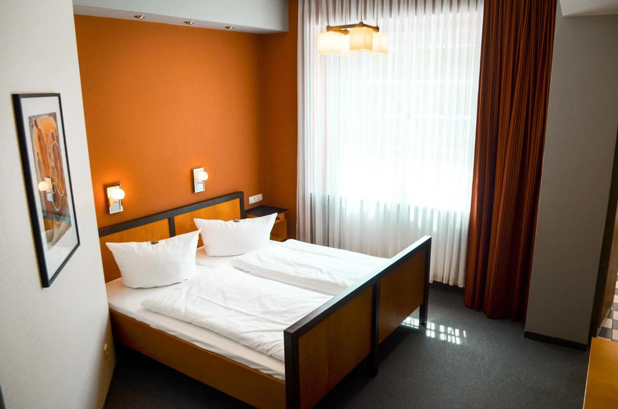 Bed in Haus des Volkes - Das Bauhaushotel